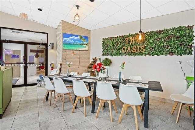 Small Image of 100 BAYVIEW DR #1407, Sunny Isles Beach Number 27