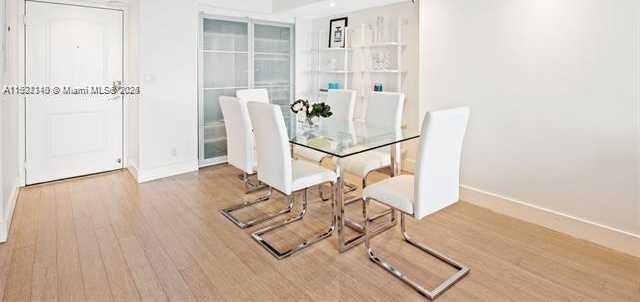 Small Image of 100 BAYVIEW DR #1407, Sunny Isles Beach Number 7