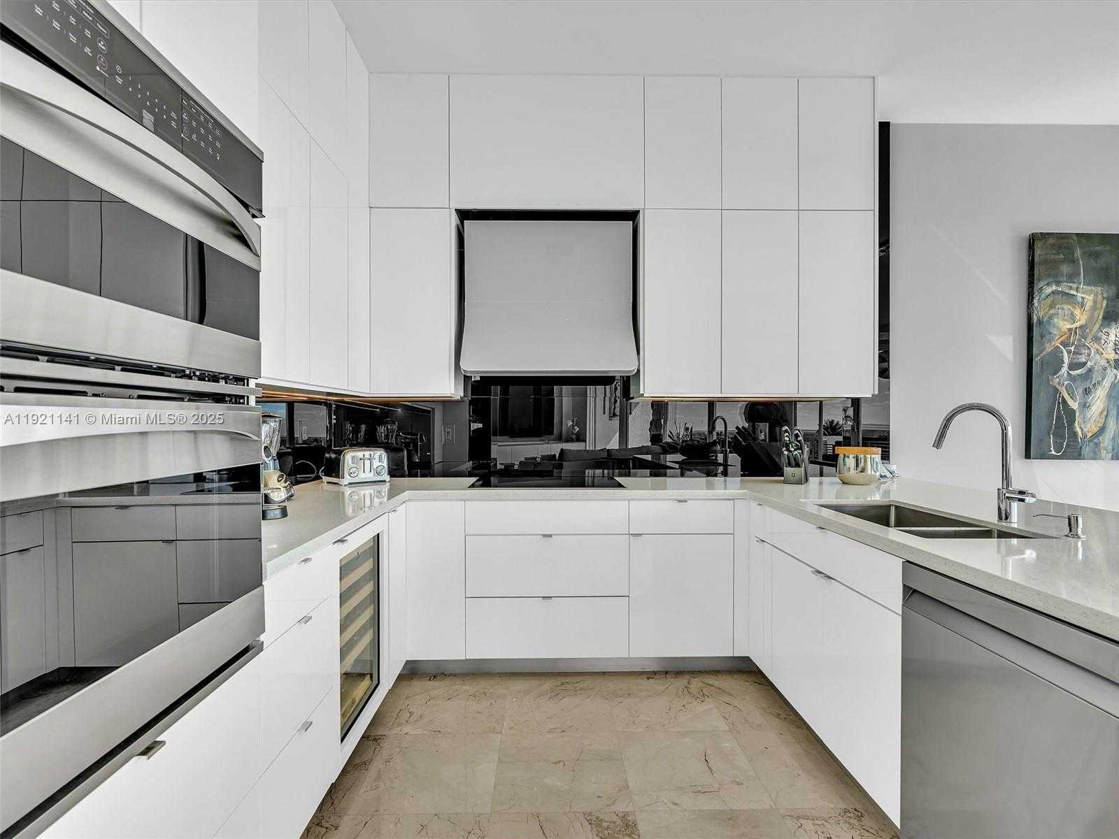 Small Image of 16500 COLLINS AVE #PH54, Sunny Isles Beach Number 10