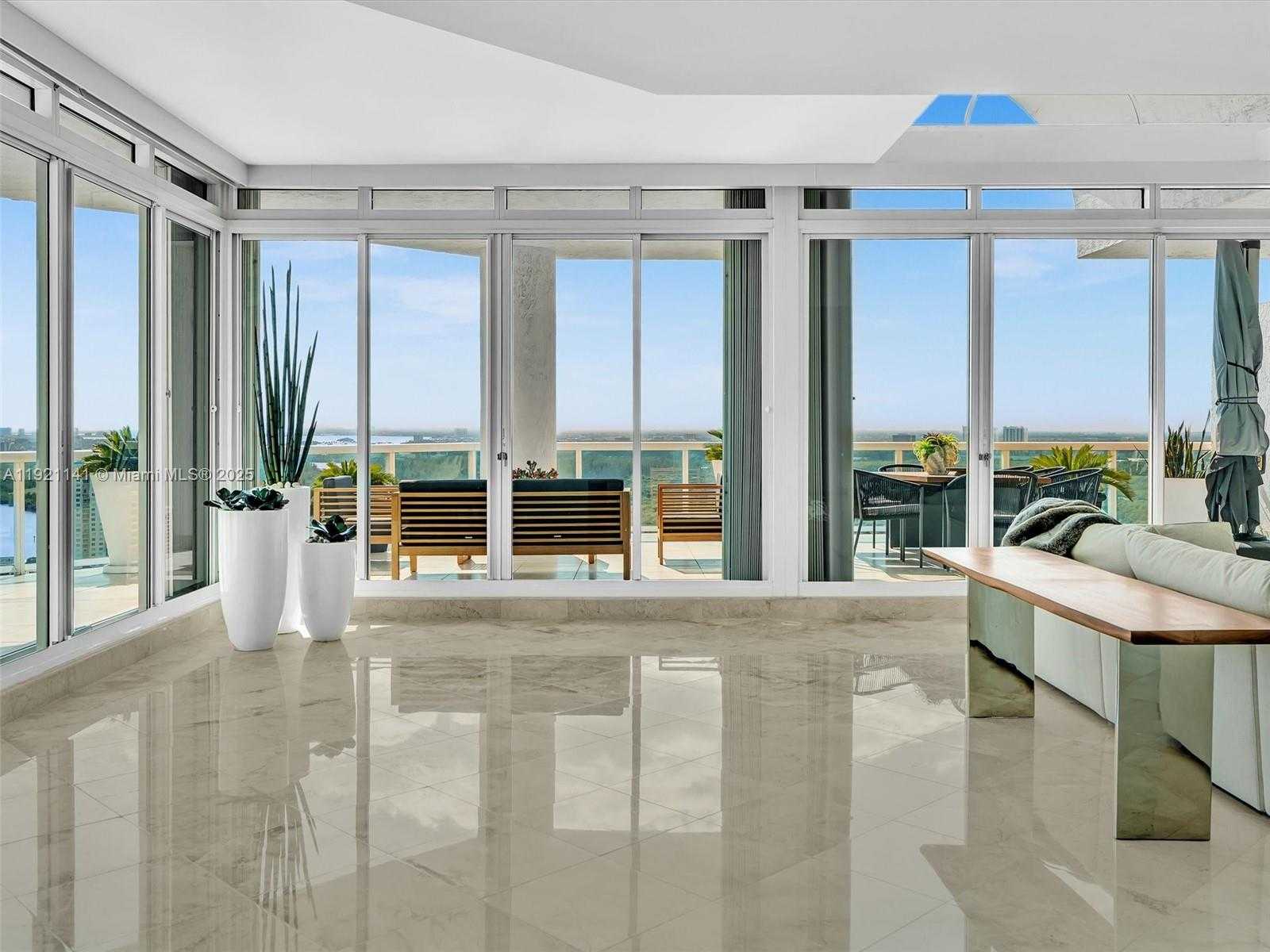 Small Image of 16500 COLLINS AVE #PH54, Sunny Isles Beach Number 17