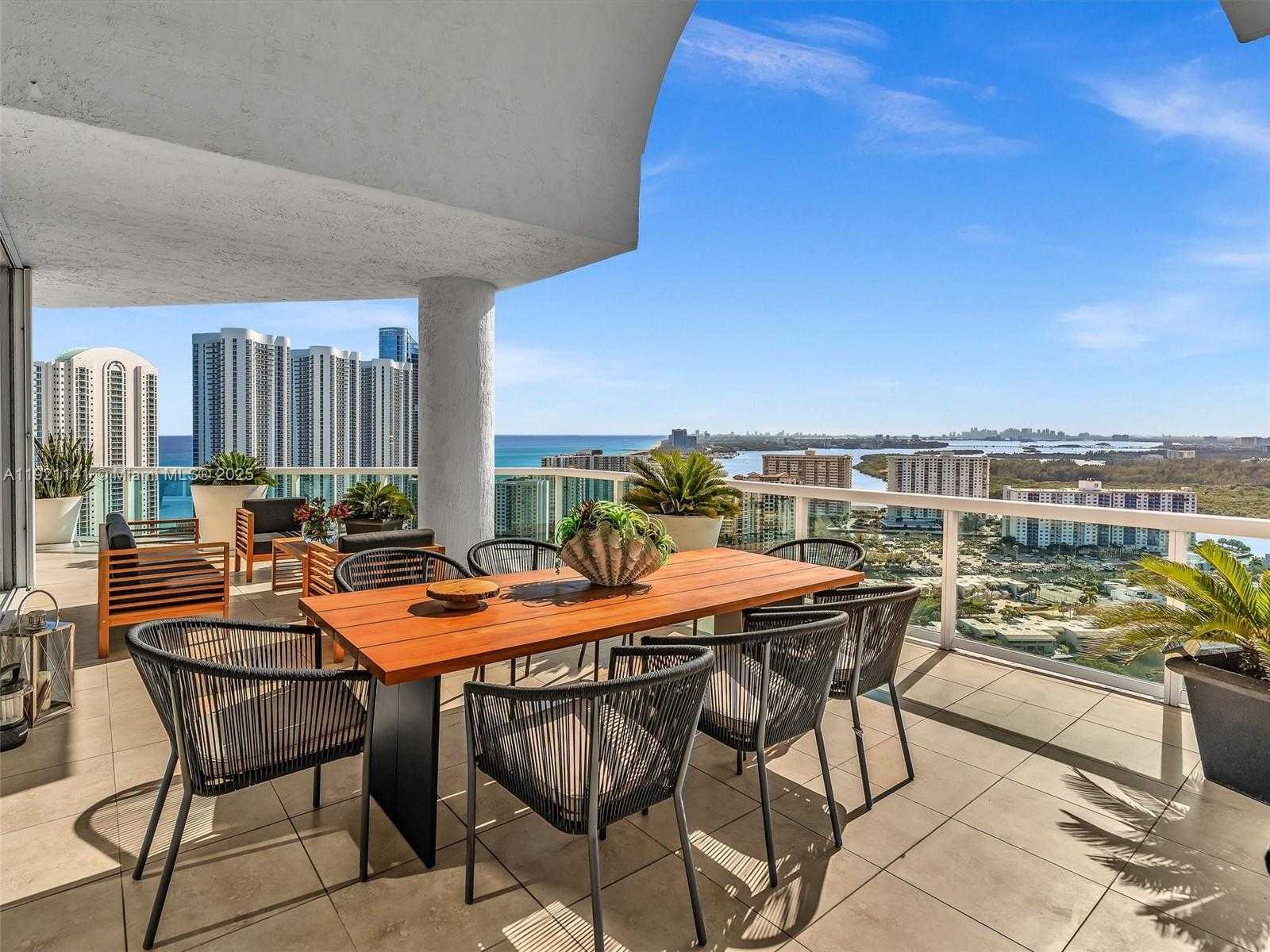 Small Image of 16500 COLLINS AVE #PH54, Sunny Isles Beach Number 28