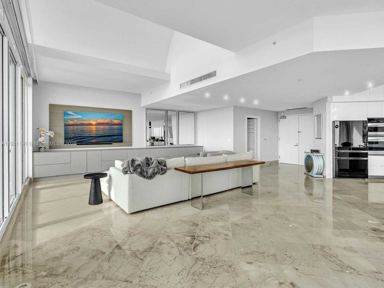 Small Image of 16500 COLLINS AVE #PH54, Sunny Isles Beach Number 37