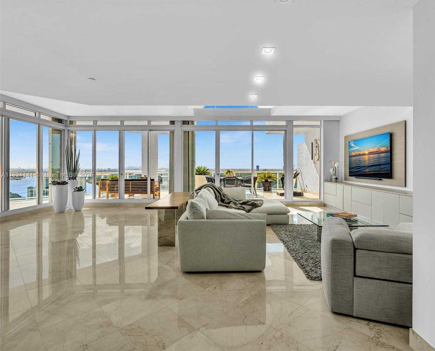 Small Image of 16500 COLLINS AVE #PH54, Sunny Isles Beach Number 4