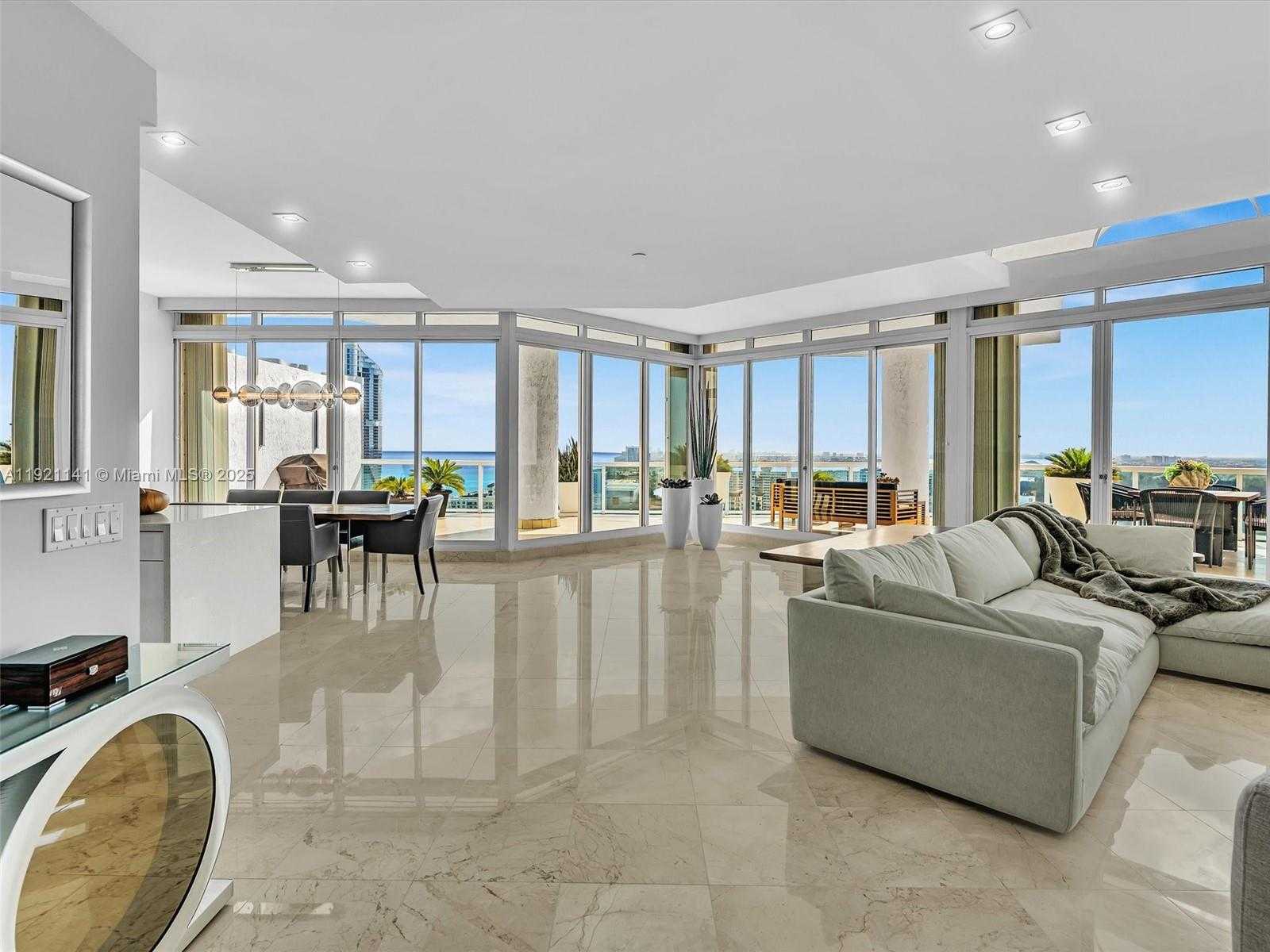 Small Image of 16500 COLLINS AVE #PH54, Sunny Isles Beach Number 5