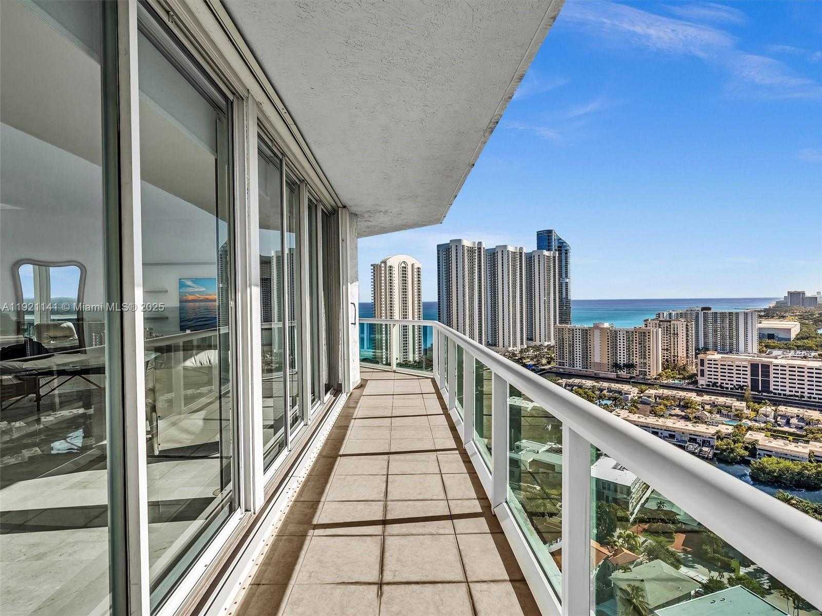 Small Image of 16500 COLLINS AVE #PH54, Sunny Isles Beach Number 53