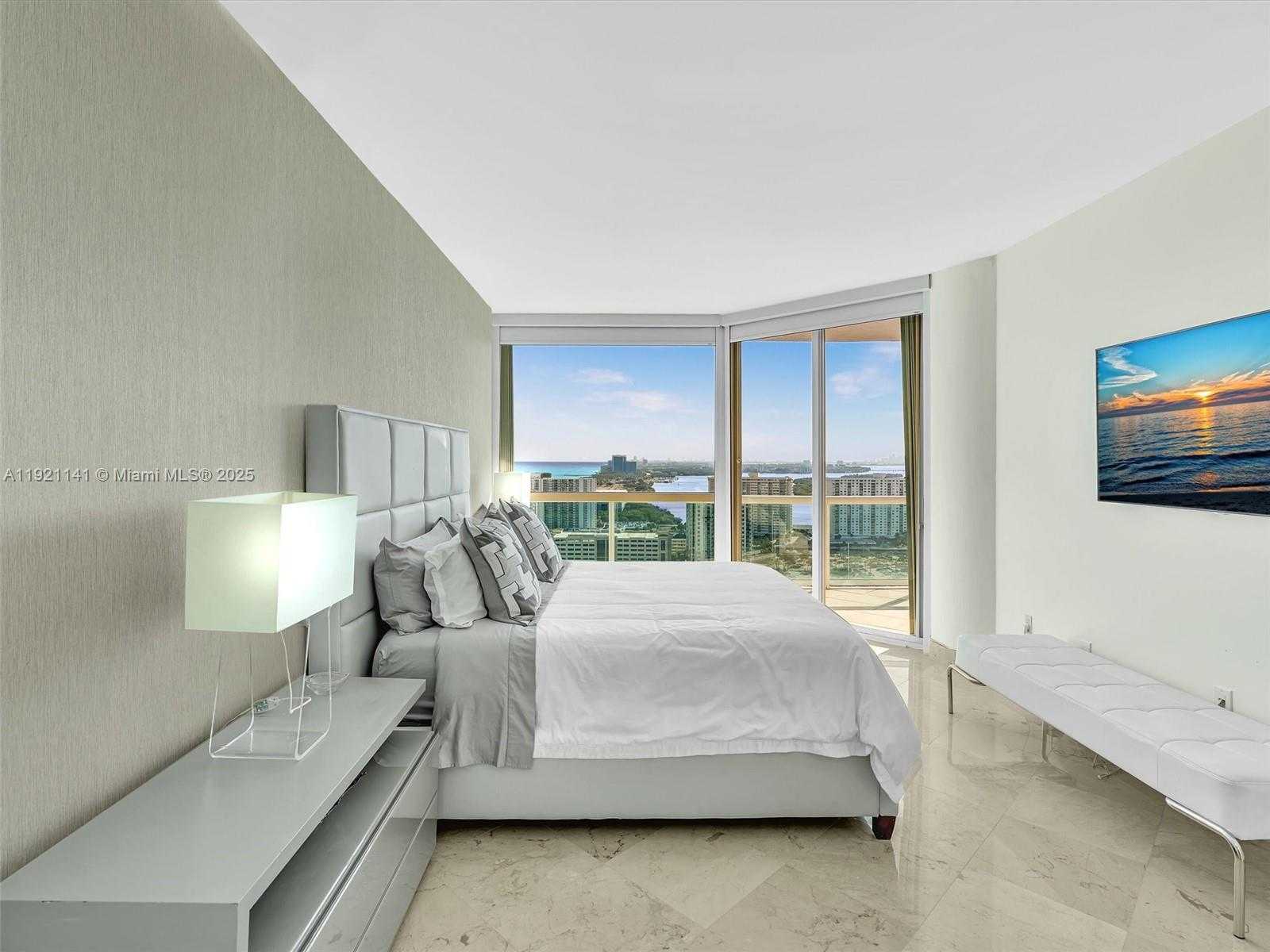 Small Image of 16500 COLLINS AVE #PH54, Sunny Isles Beach Number 77