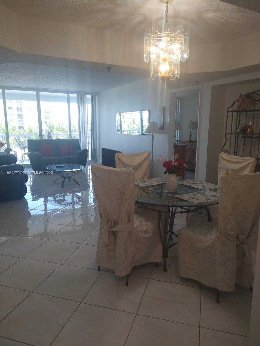Small Image of 9341 SOUTH EAST COLLINS AVE #303, Surfside Number 11