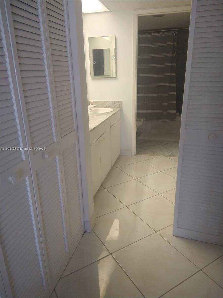 Small Image of 9341 SOUTH EAST COLLINS AVE #303, Surfside Number 7