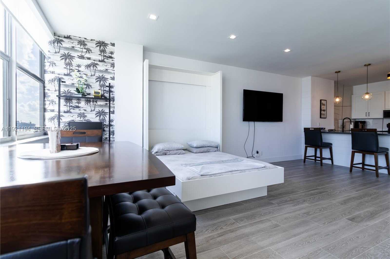 Small Image of 20 EAST ISLAND AVE #1415, Miami Beach Number 12