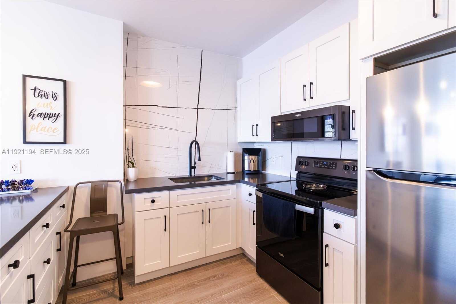 Small Image of 20 EAST ISLAND AVE #1415, Miami Beach Number 18