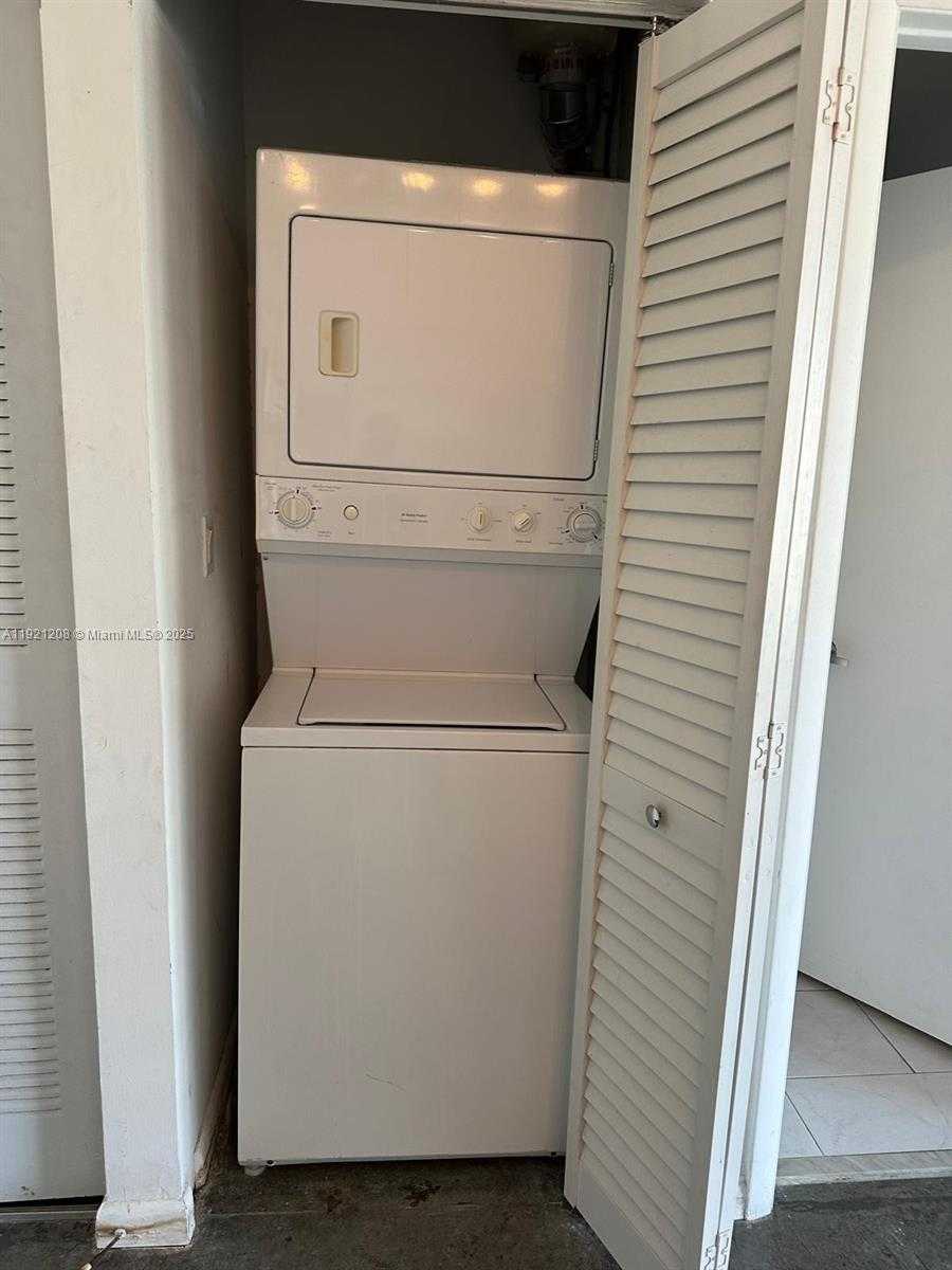 Small Image of 133 NORTH EAST 2ND AVE #715, Miami Number 7