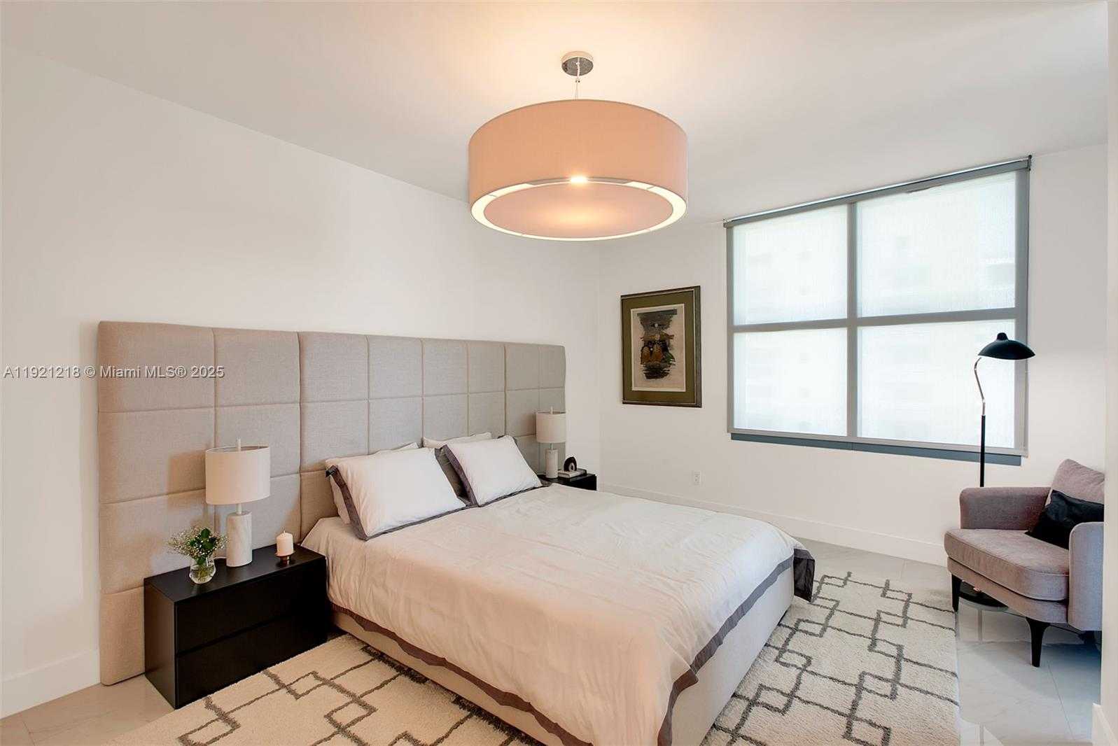 Small Image of 1500 OCEAN DR #1201, Miami Beach Number 24