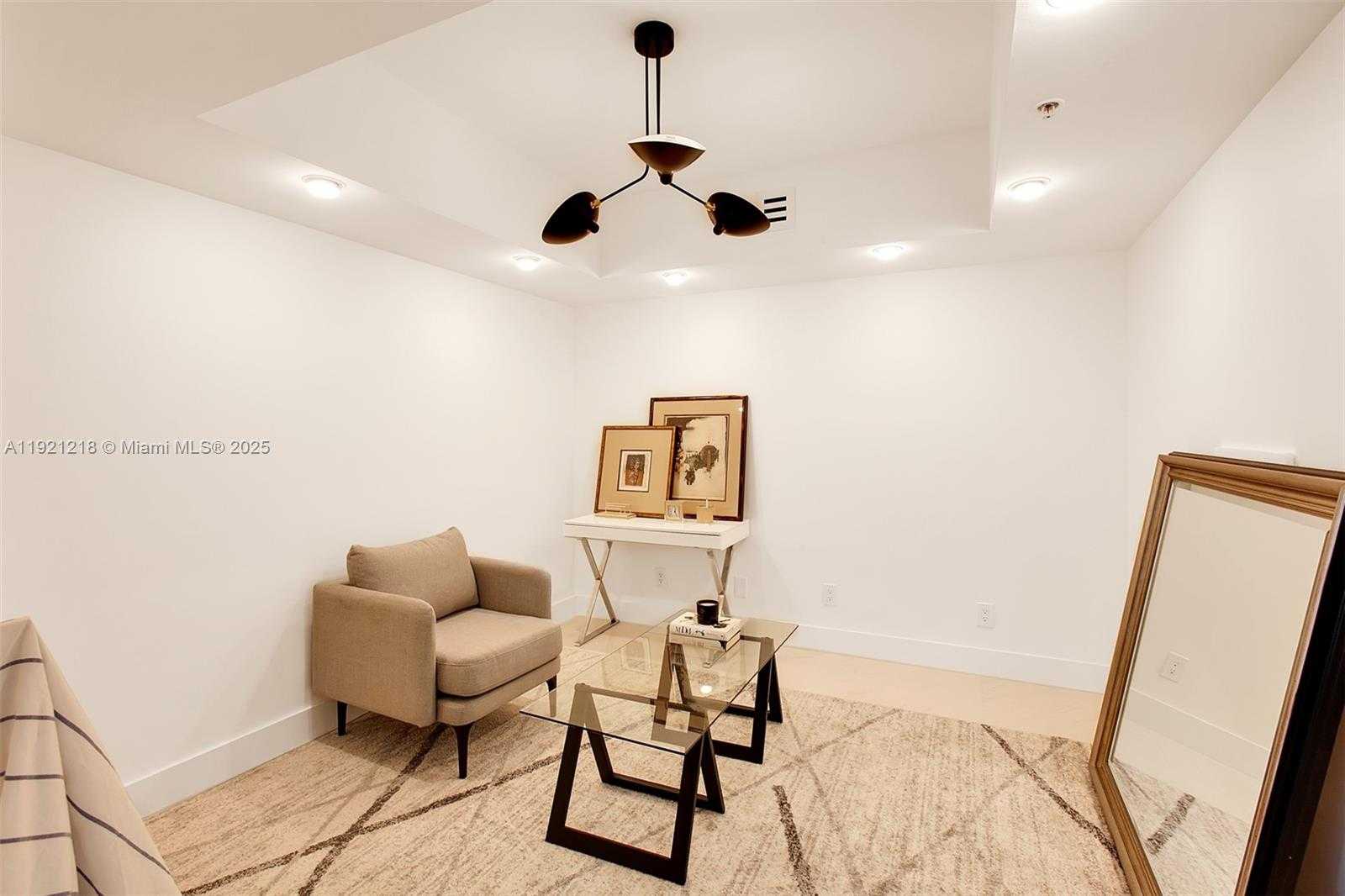 Small Image of 1500 OCEAN DR #1201, Miami Beach Number 27