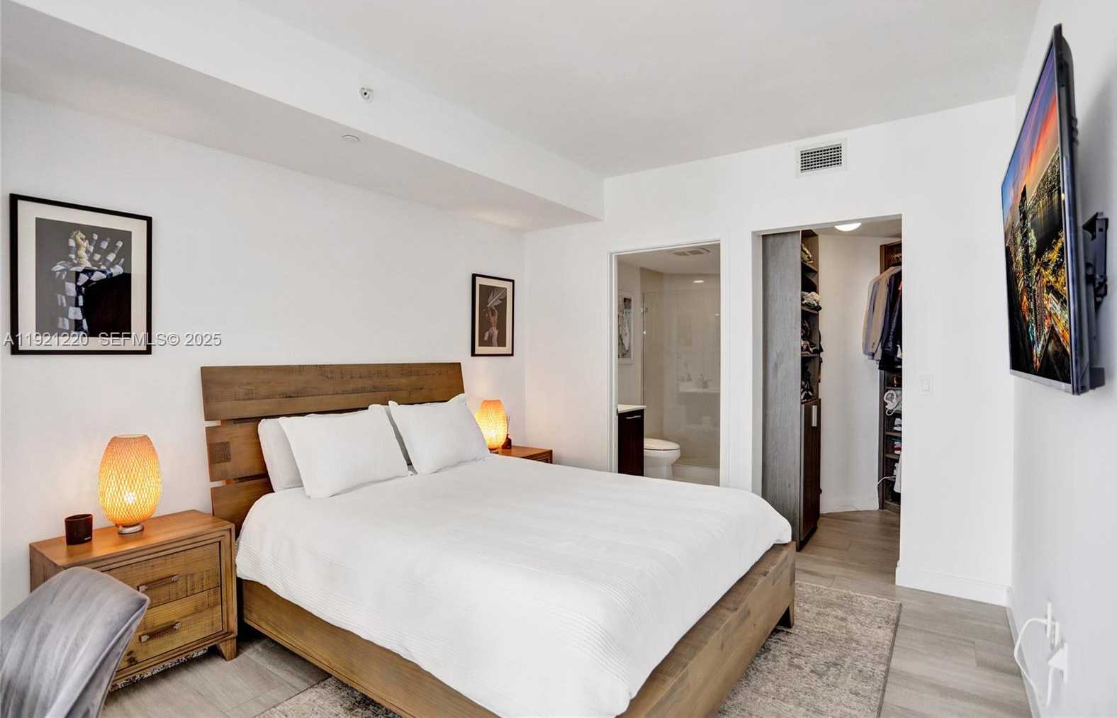 Imagen de Pequeño Objeto