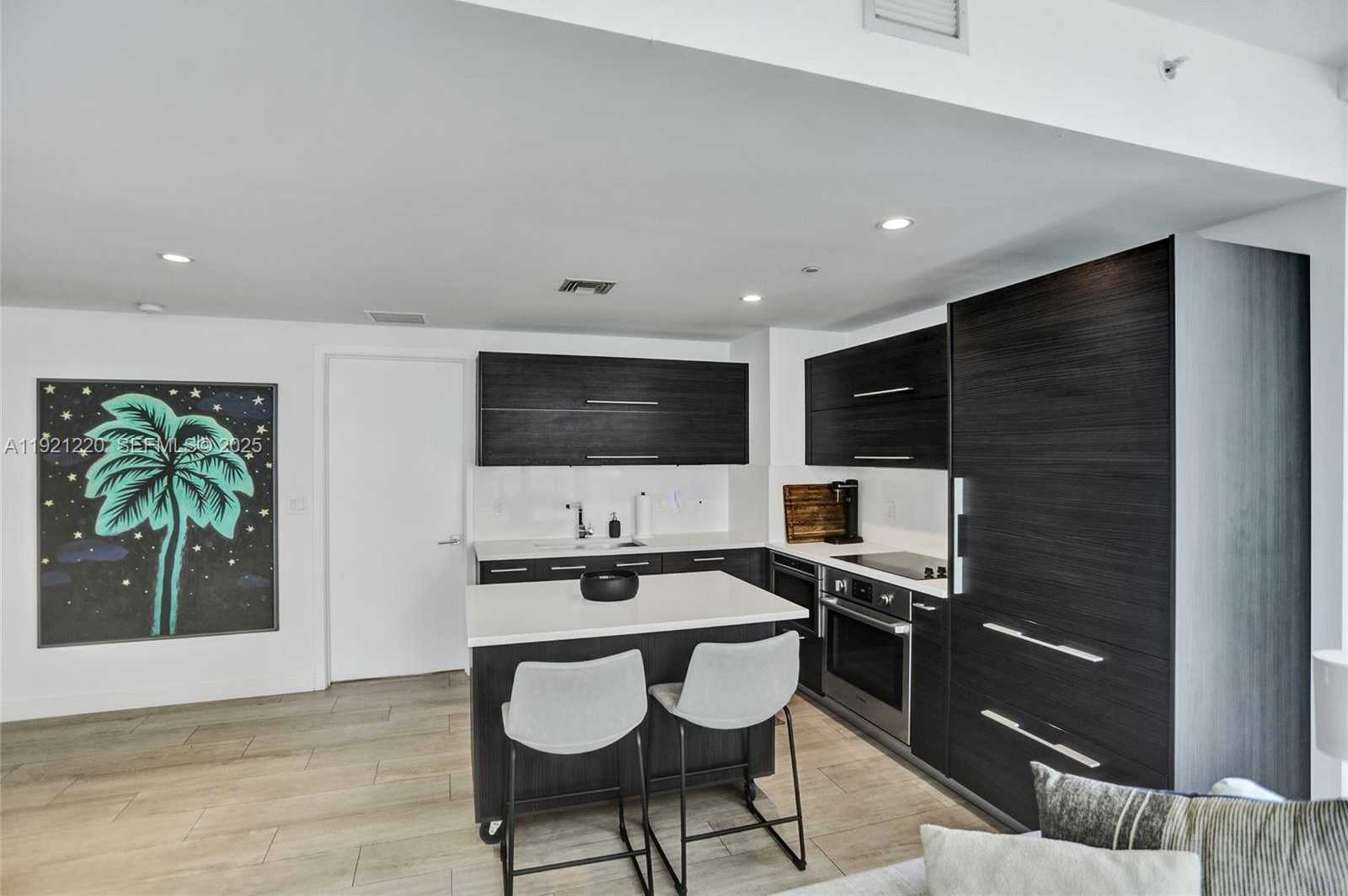 Imagen de Pequeño Objeto