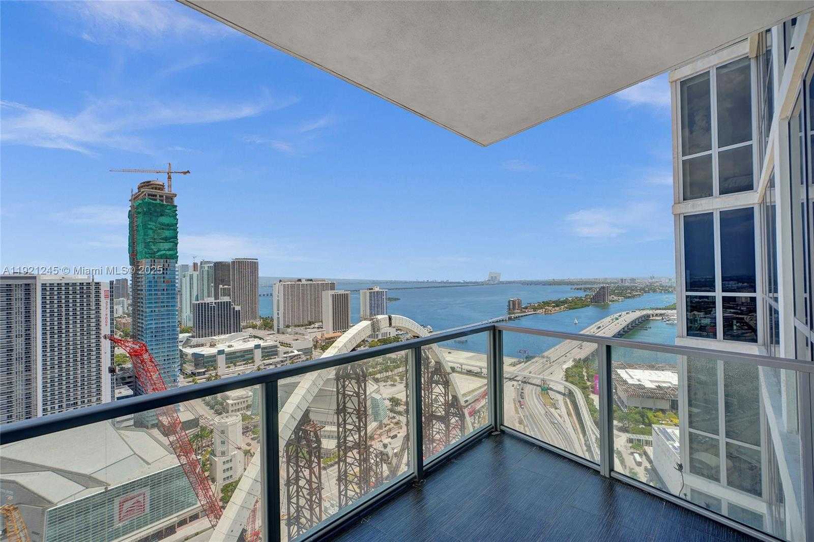 Small Image of 1100 BISCAYNE BLVD #3708, Miami Number 24