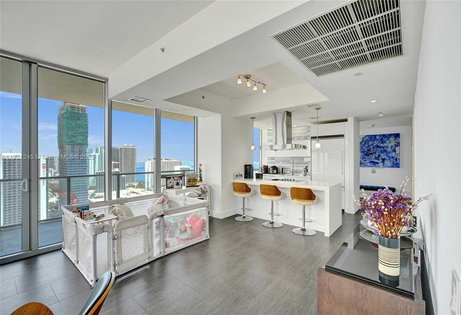 Small Image of 1100 BISCAYNE BLVD #3708, Miami Number 9