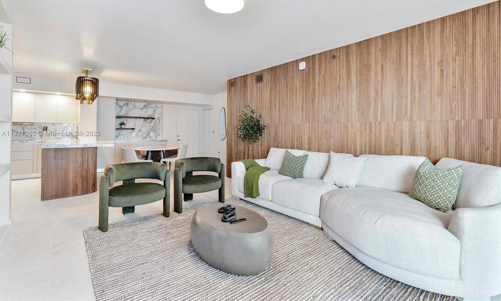 Imagen de Pequeño Objeto