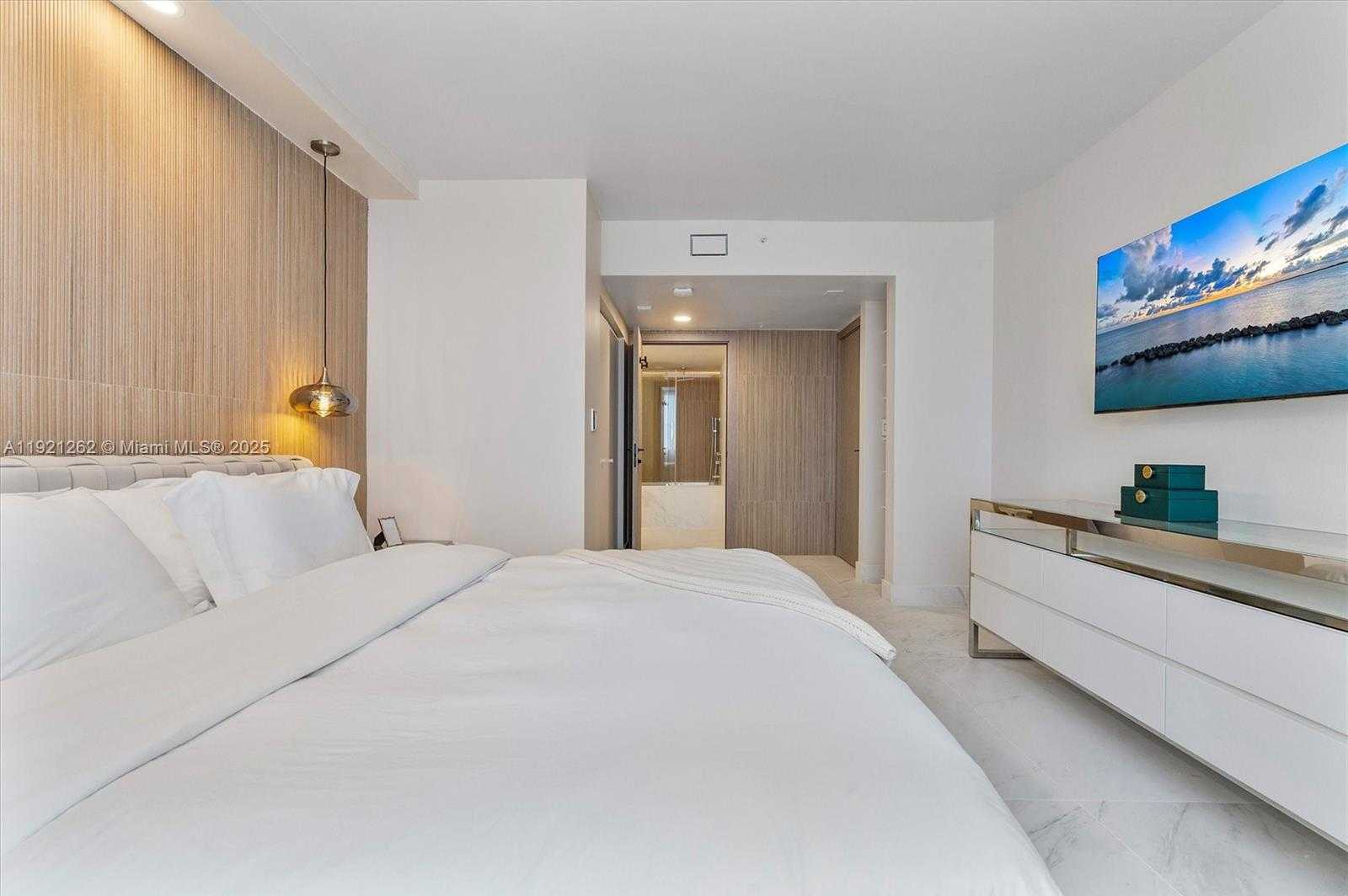 Imagen de Pequeño Objeto