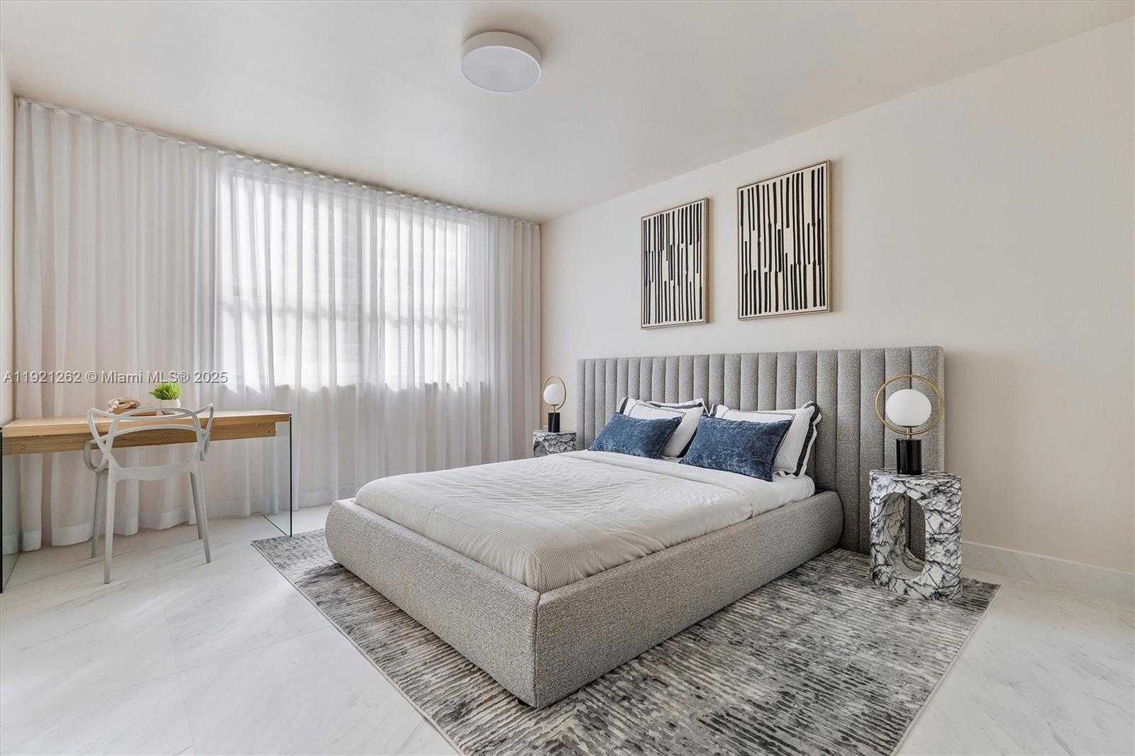 Imagen de Pequeño Objeto