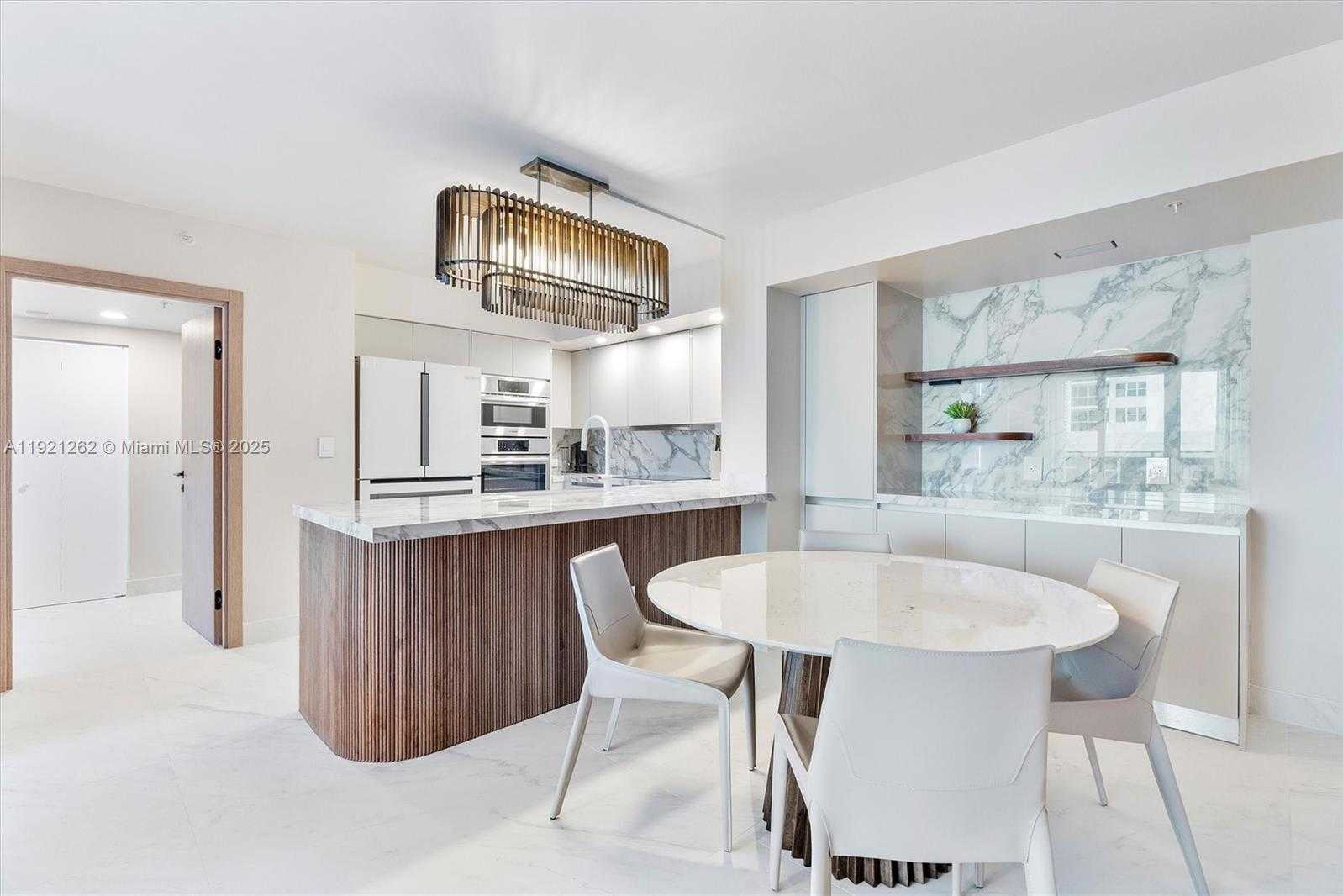 Imagen de Pequeño Objeto