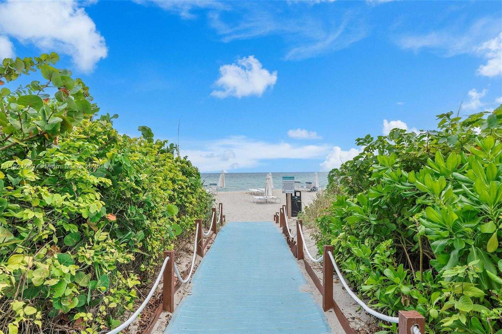 Imagen de Pequeño Objeto