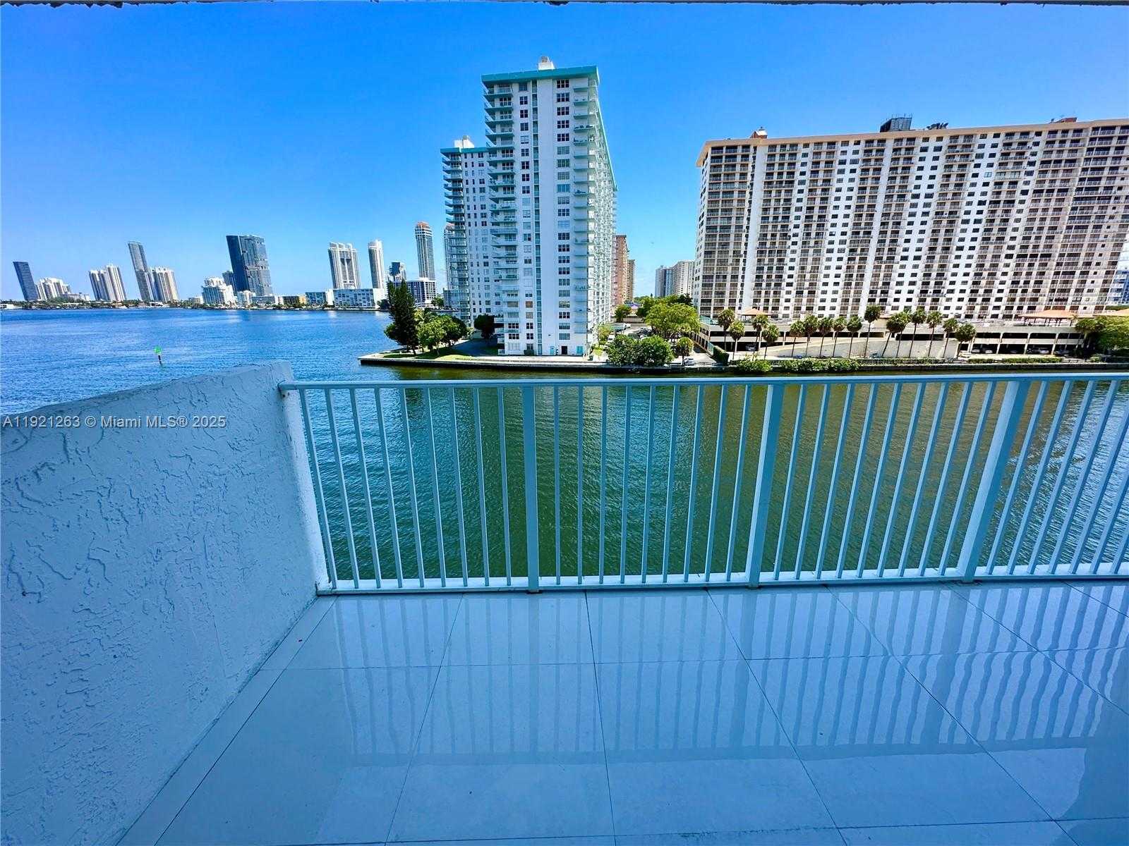 Small Image of 4000 NORTH EAST 170TH ST #605, North Miami Beach Number 18