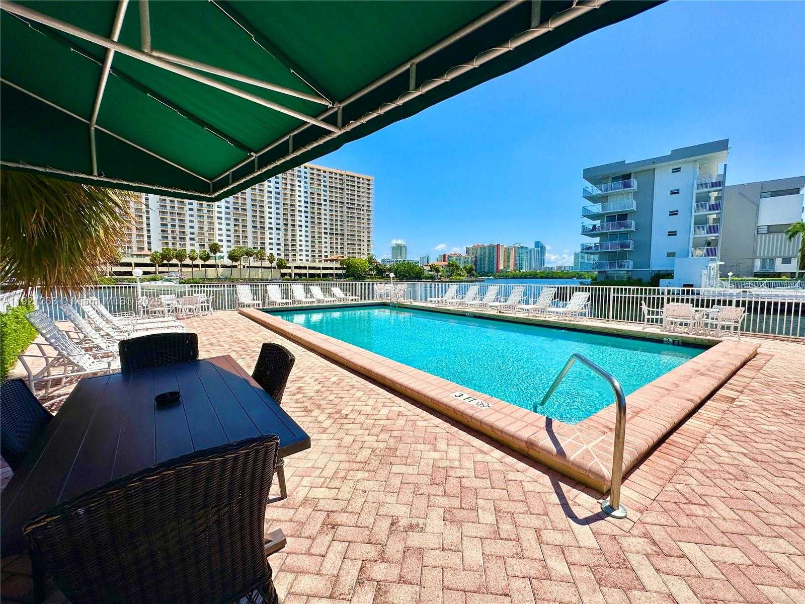 Small Image of 4000 NORTH EAST 170TH ST #605, North Miami Beach Number 35