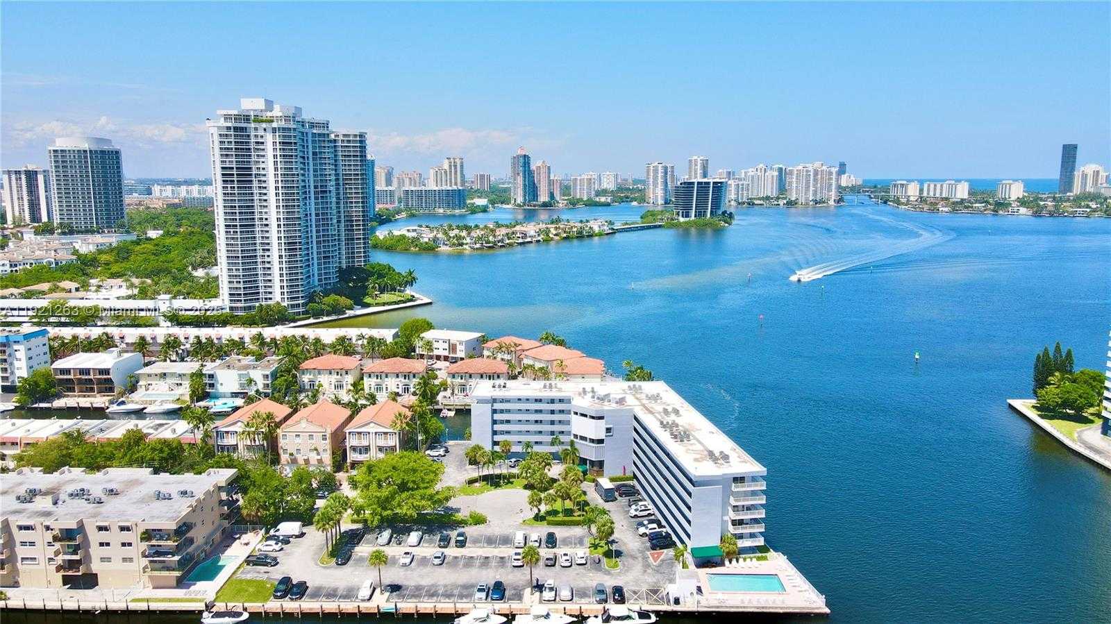 Small Image of 4000 NORTH EAST 170TH ST #605, North Miami Beach Number 6