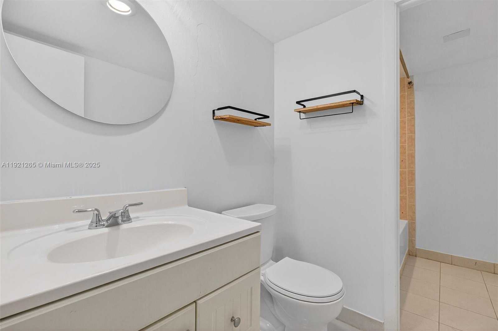 Small Image of 1331 LINCOLN RD #602, Miami Beach Number 25