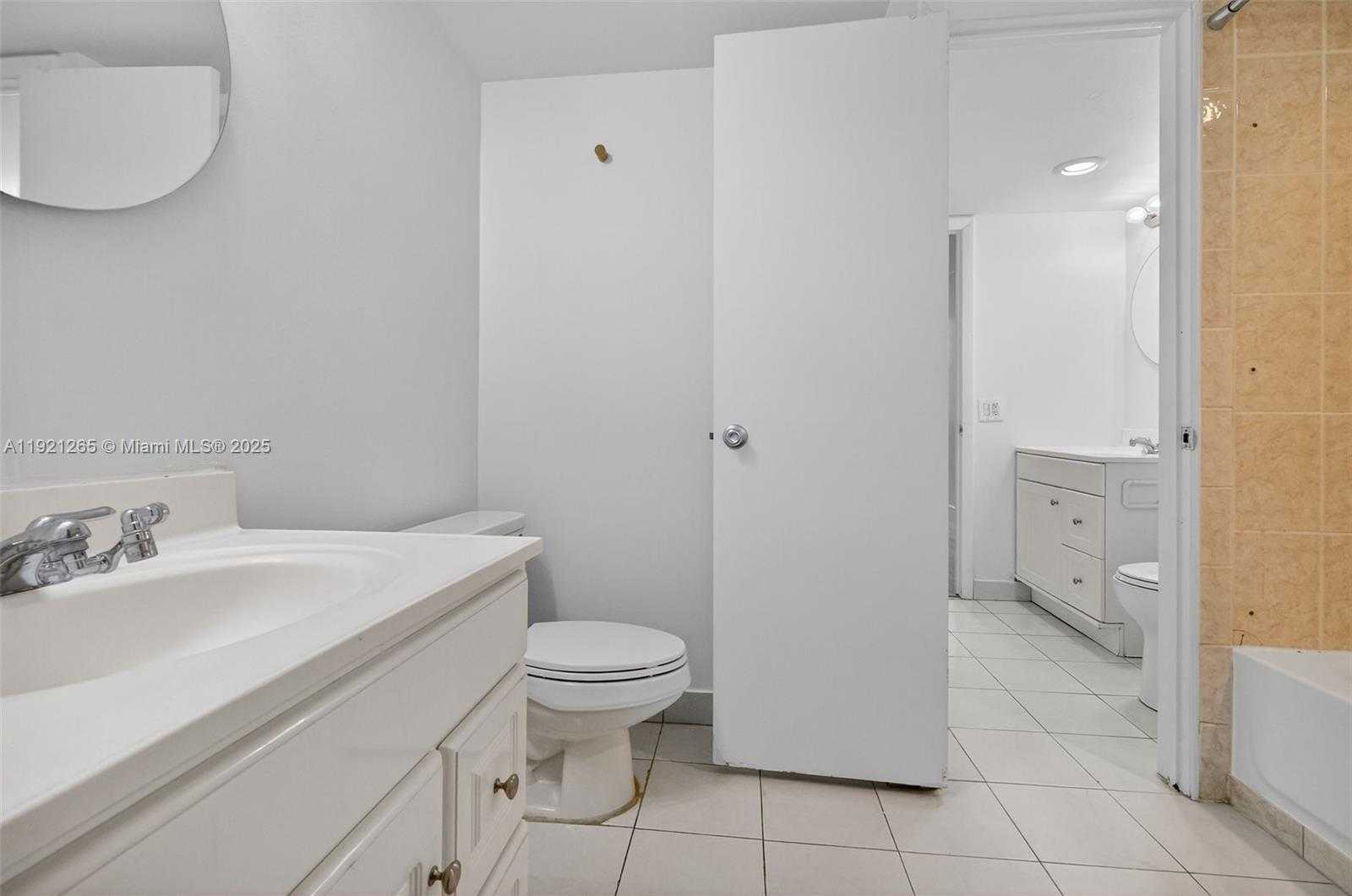 Small Image of 1331 LINCOLN RD #602, Miami Beach Number 29