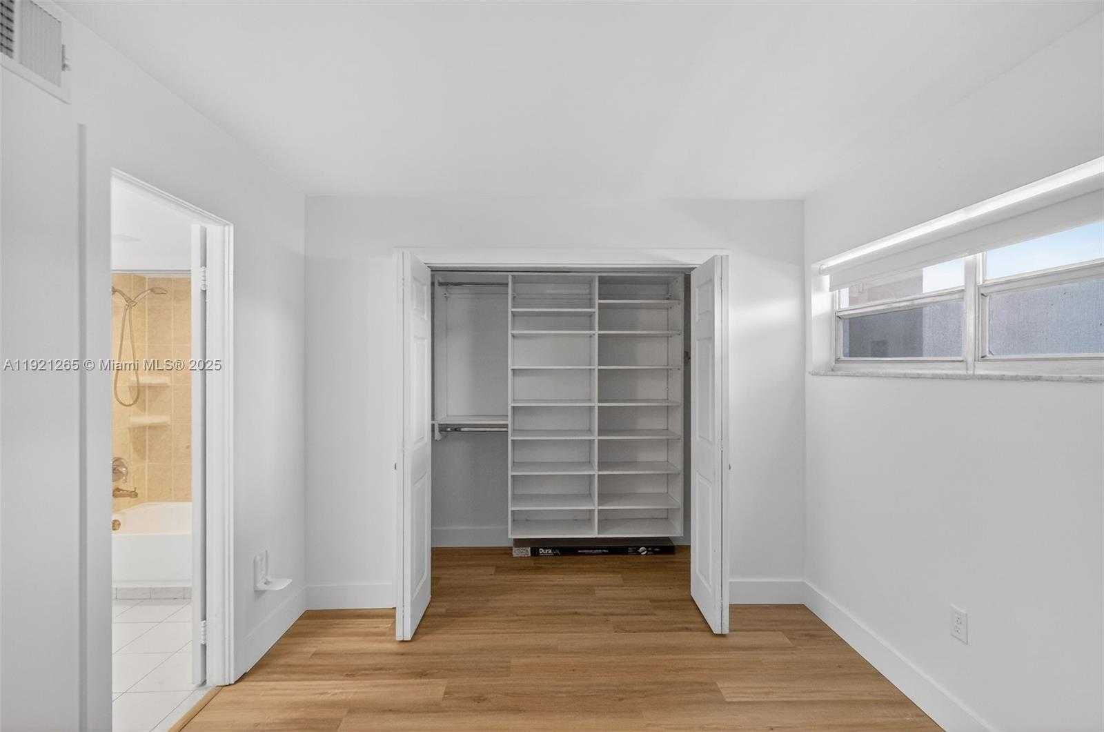 Small Image of 1331 LINCOLN RD #602, Miami Beach Number 30