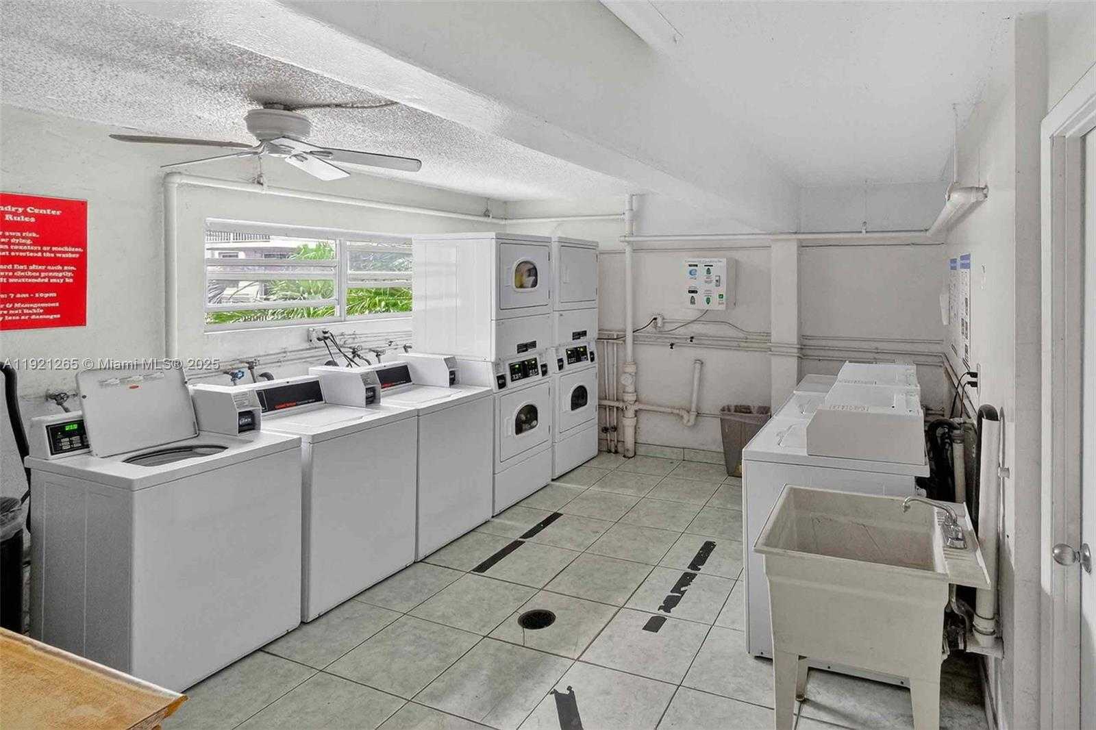Small Image of 1331 LINCOLN RD #602, Miami Beach Number 35