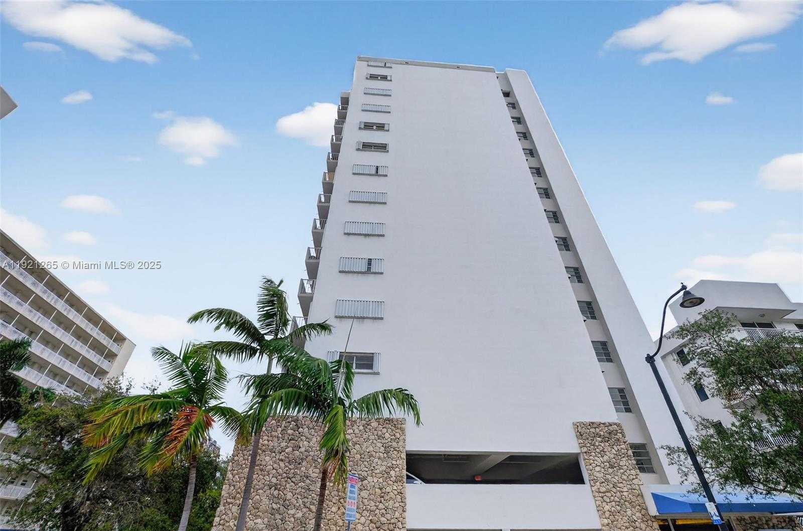 Small Image of 1331 LINCOLN RD #602, Miami Beach Number 40