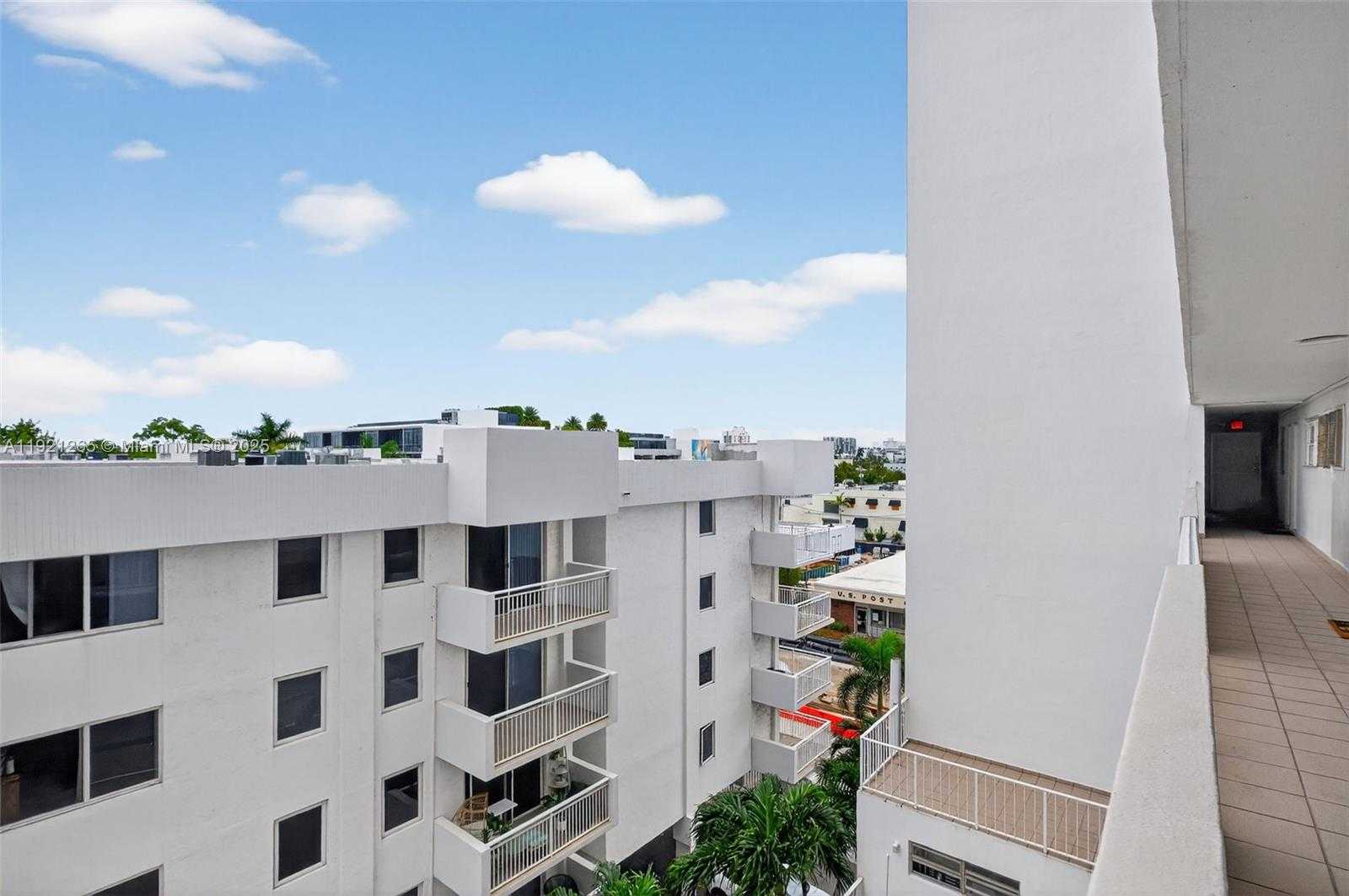 Small Image of 1331 LINCOLN RD #602, Miami Beach Number 43