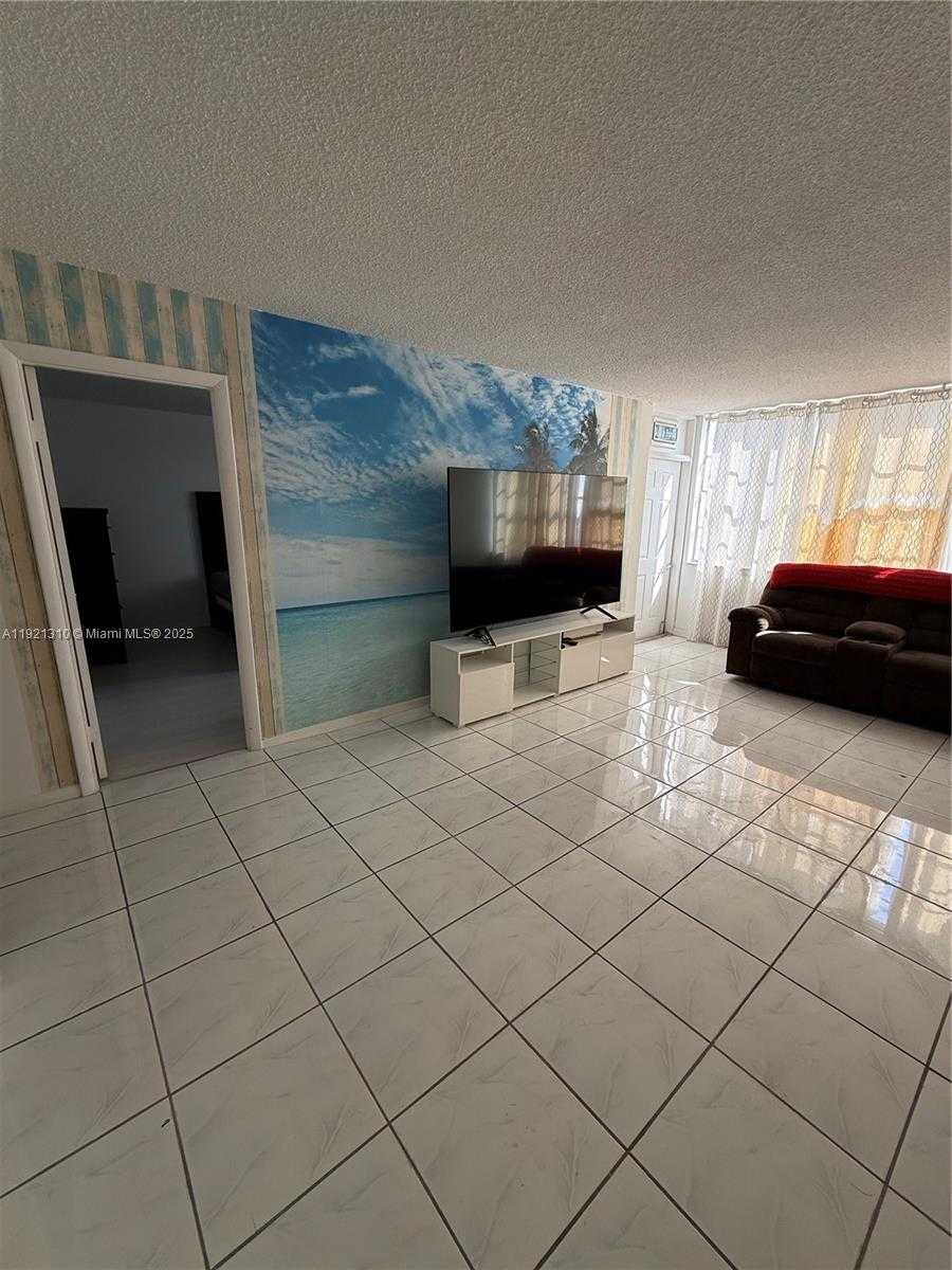 Small Image of 2025 NORTH EAST 164TH ST #518, North Miami Beach Number 4