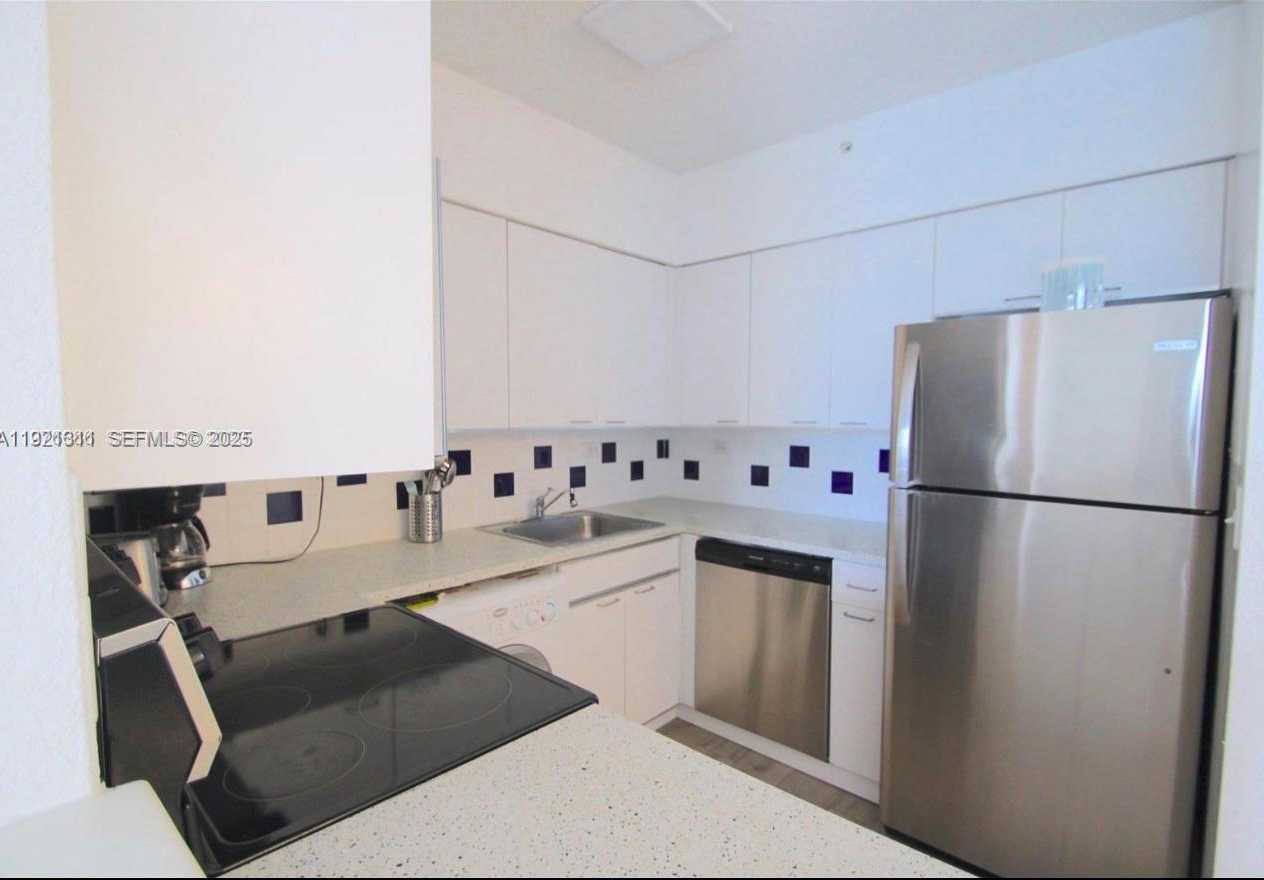Small Image of 1500 BAY ROAD #374S, Miami Beach Number 7