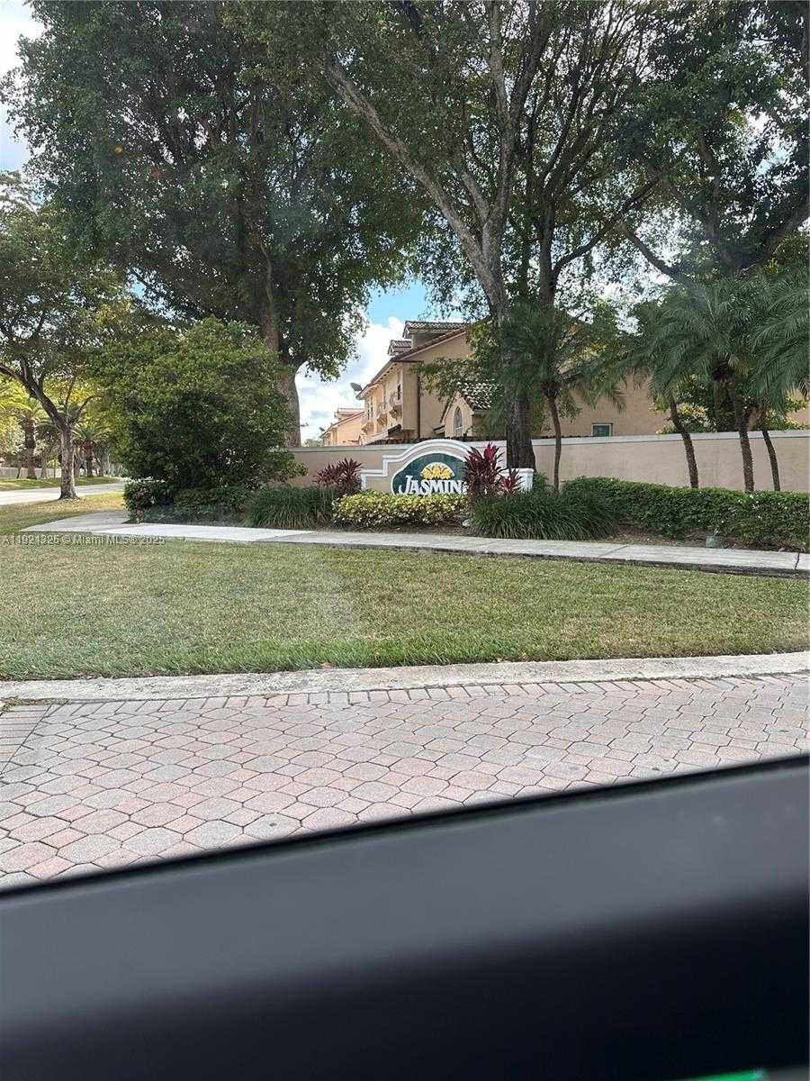 Small Image of 15368 SOUTH WEST 111TH ST, Miami Number 15