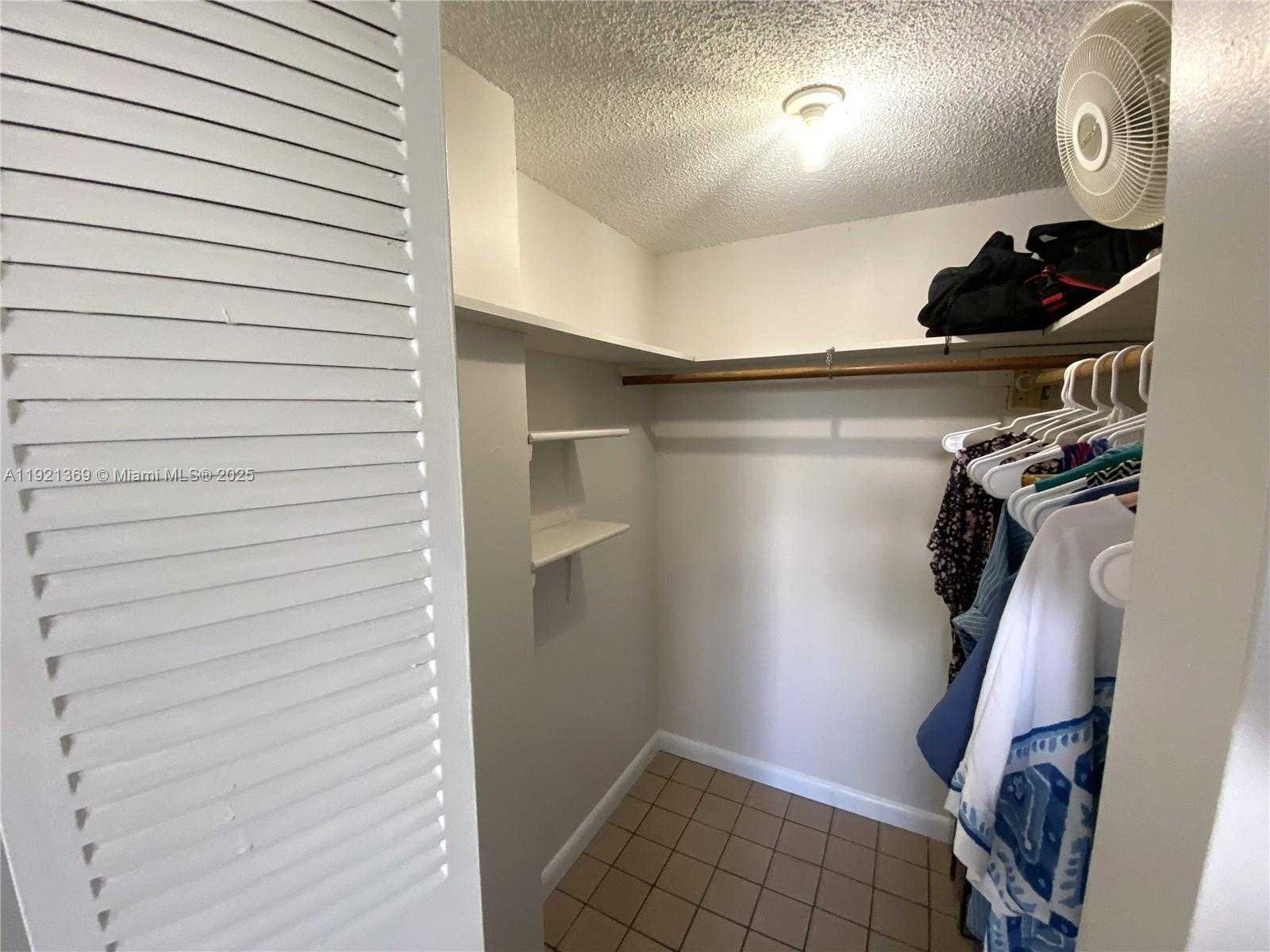 Small Image of 16465 NORTH EAST 22ND AVE #513, North Miami Beach Number 11