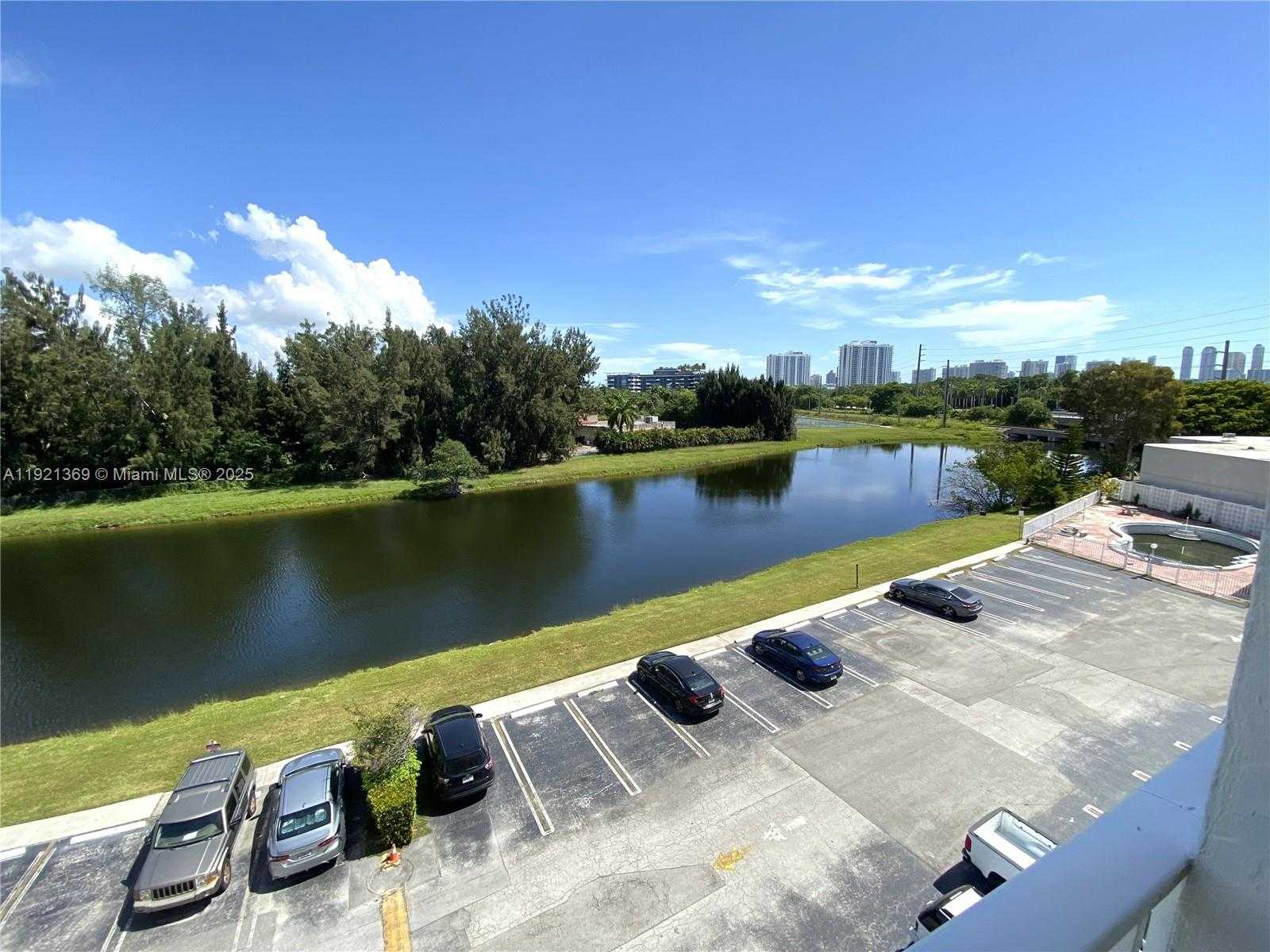 Small Image of 16465 NORTH EAST 22ND AVE #513, North Miami Beach Number 6