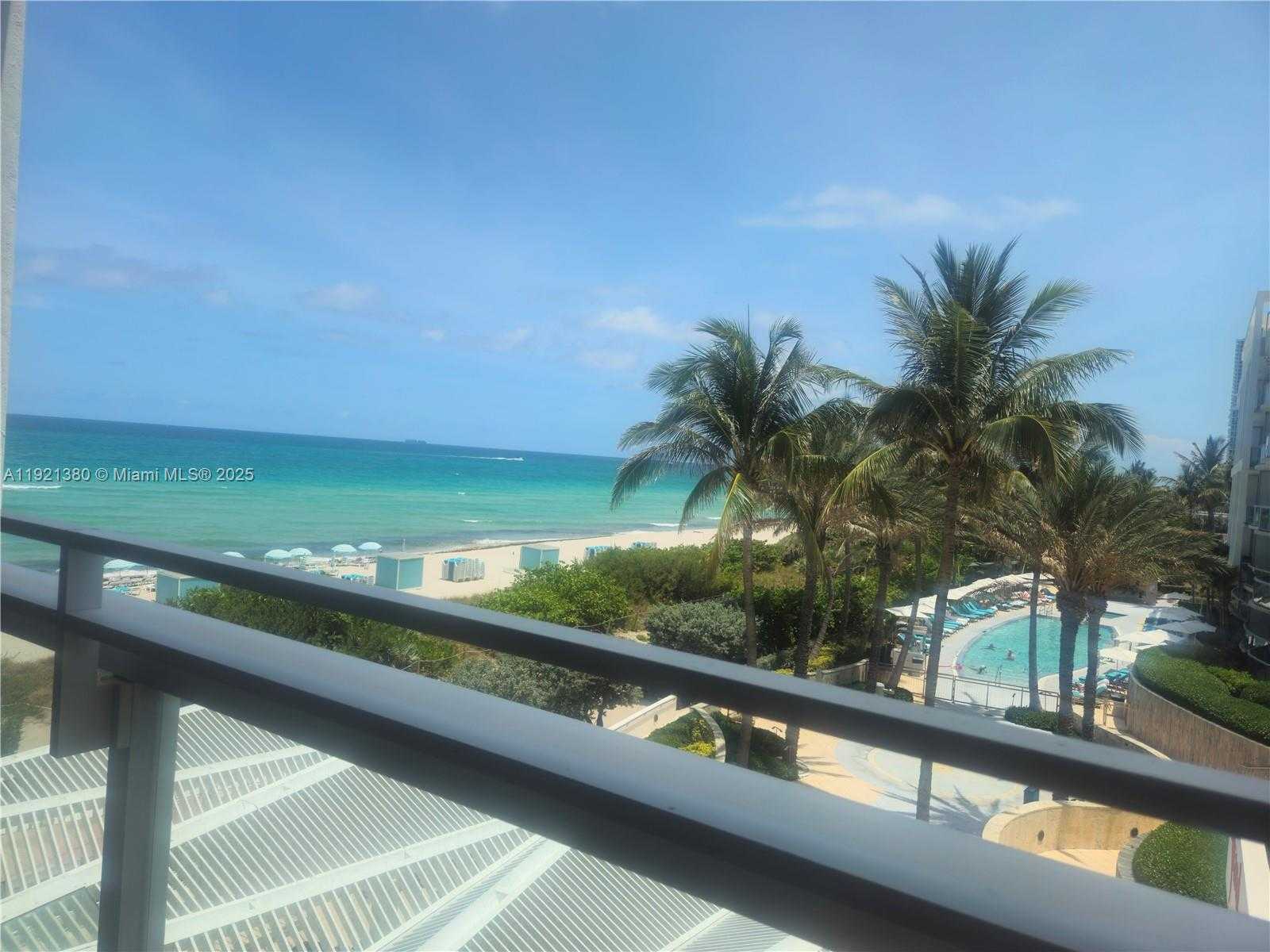Small Image of 6801 COLLINS AVE #320, Miami Beach Number 1