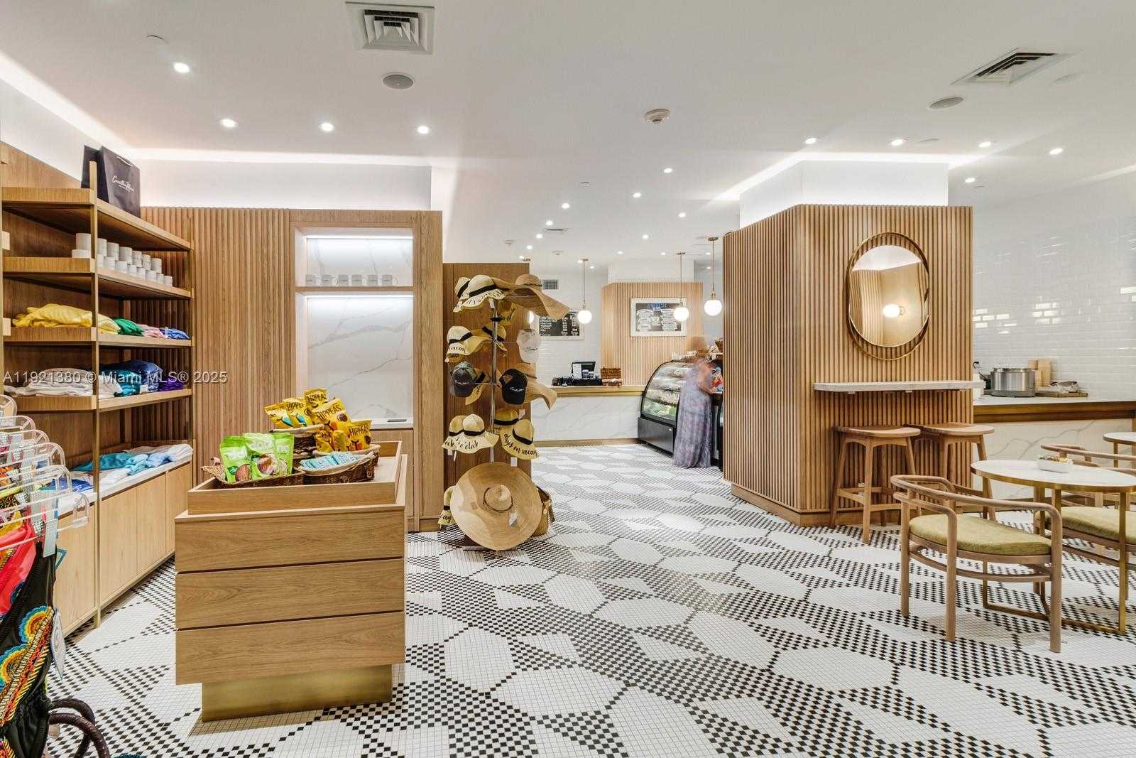 Small Image of 6801 COLLINS AVE #320, Miami Beach Number 4