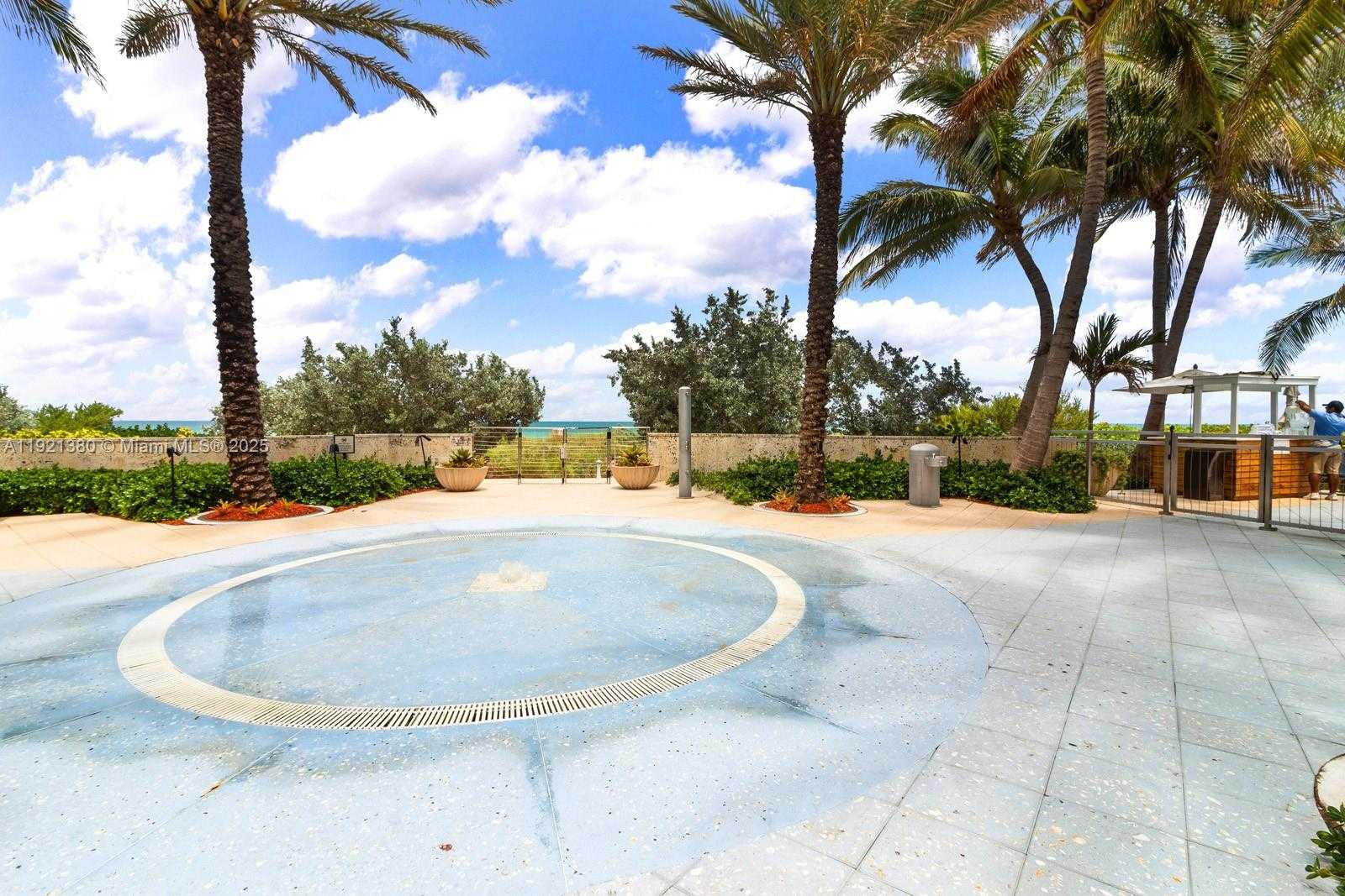 Small Image of 6801 COLLINS AVE #320, Miami Beach Number 7