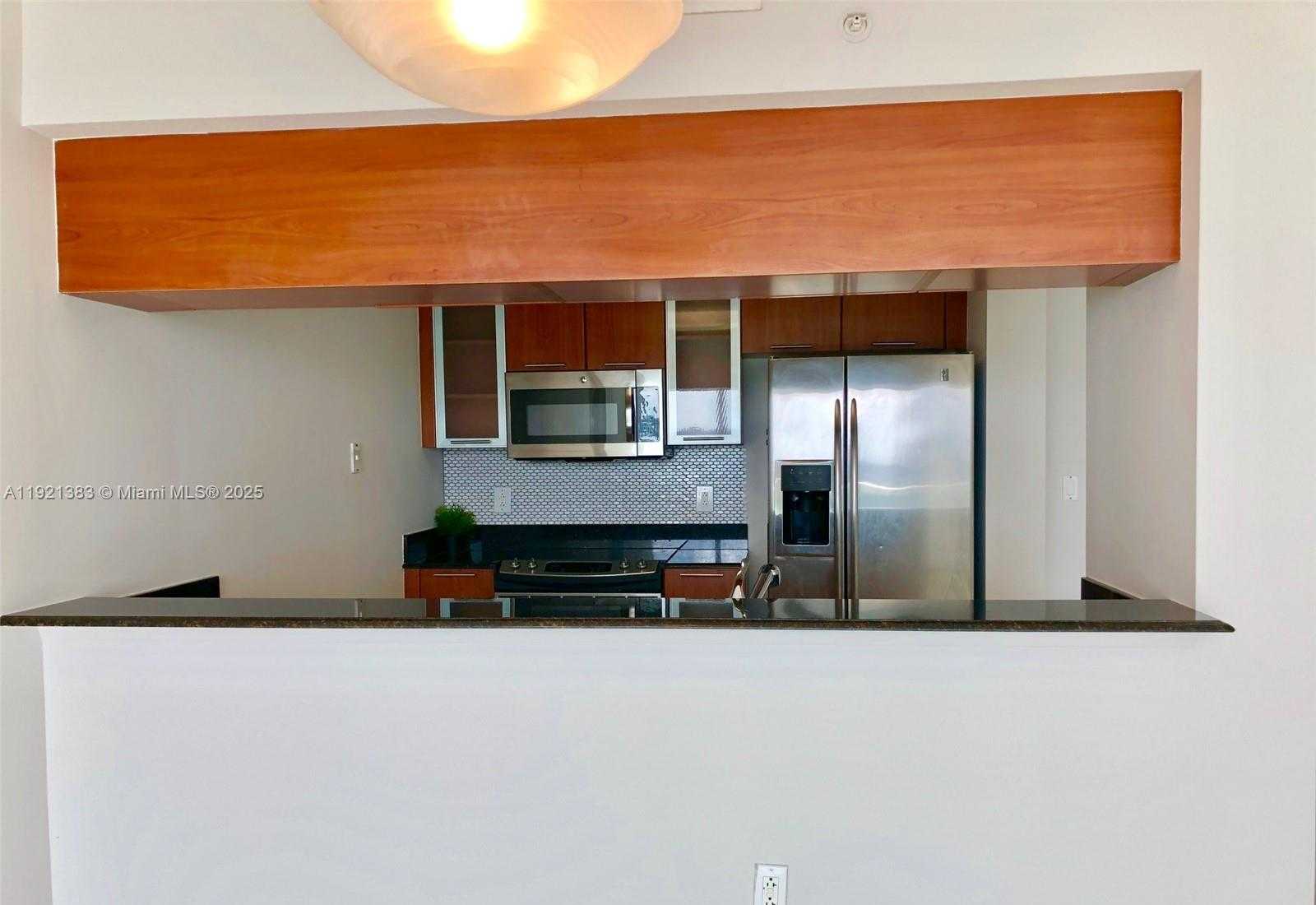 Imagen de Pequeño Objeto