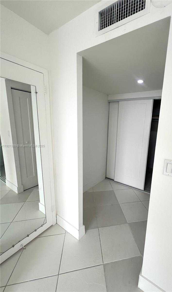 Small Image of 251 174TH ST #2012, Sunny Isles Beach Number 18