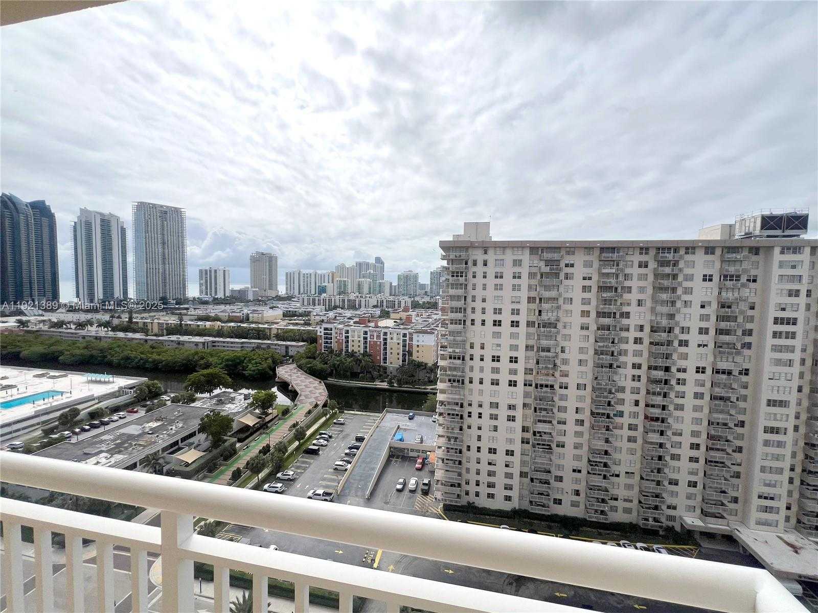 Small Image of 251 174TH ST #2012, Sunny Isles Beach Number 21