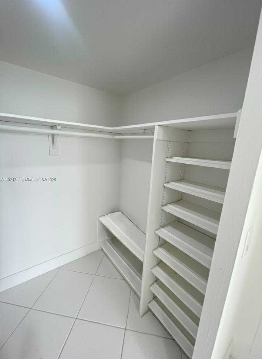 Small Image of 251 174TH ST #2012, Sunny Isles Beach Number 4