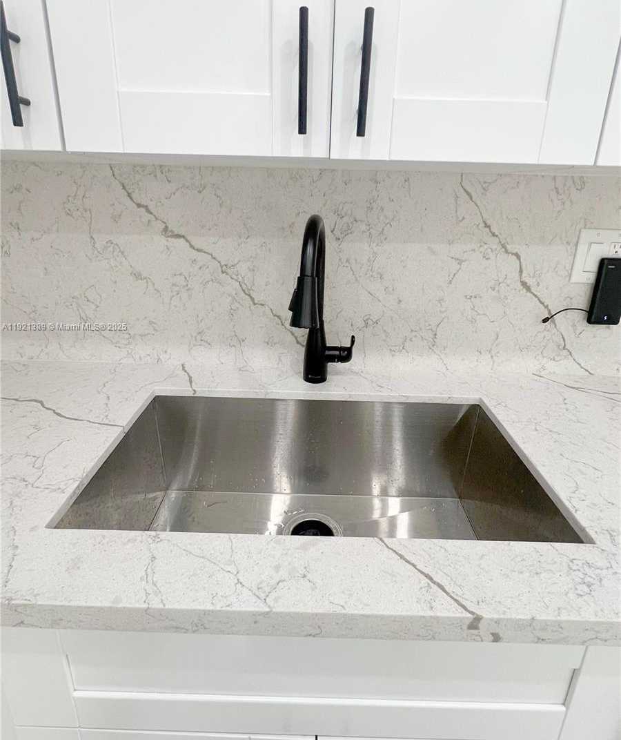 Small Image of 251 174TH ST #2012, Sunny Isles Beach Number 9