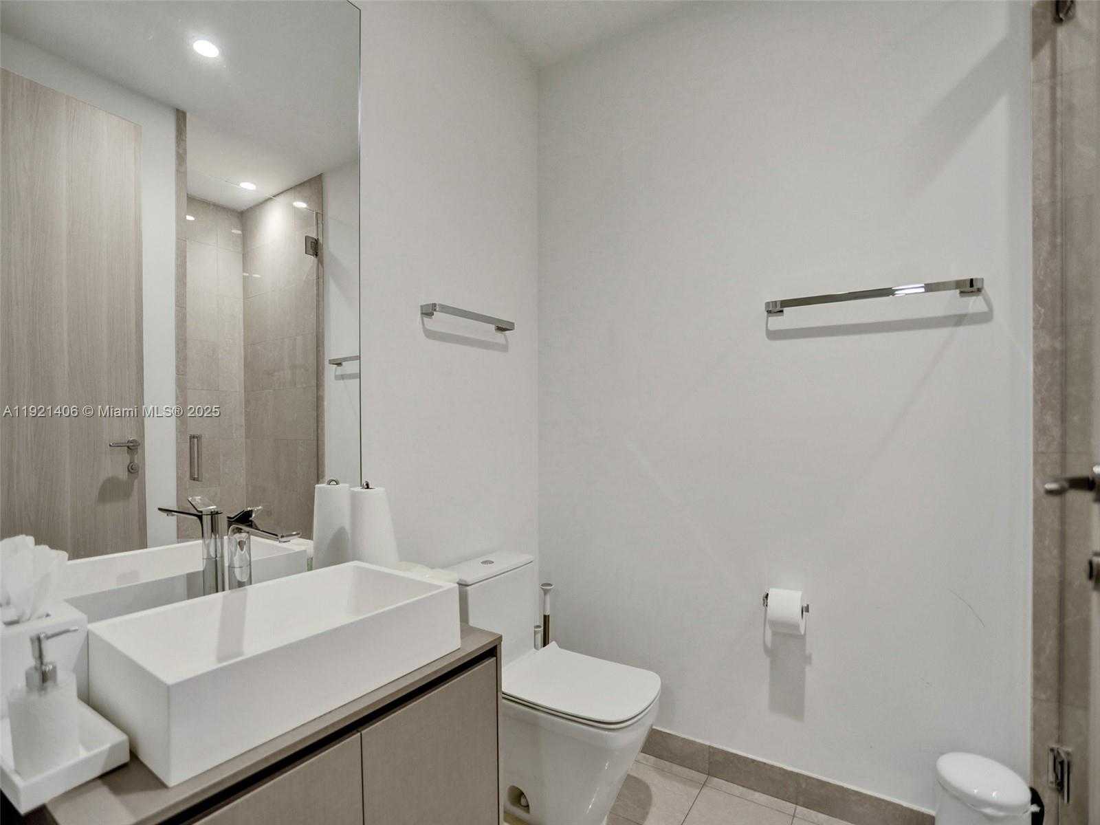 Small Image of 1000 BRICKELL PLZ #PH5103, Miami Number 19