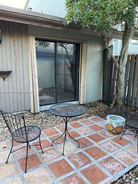 Small Image of 11423 SOUTH WEST 110TH LN #11423, Miami Number 20